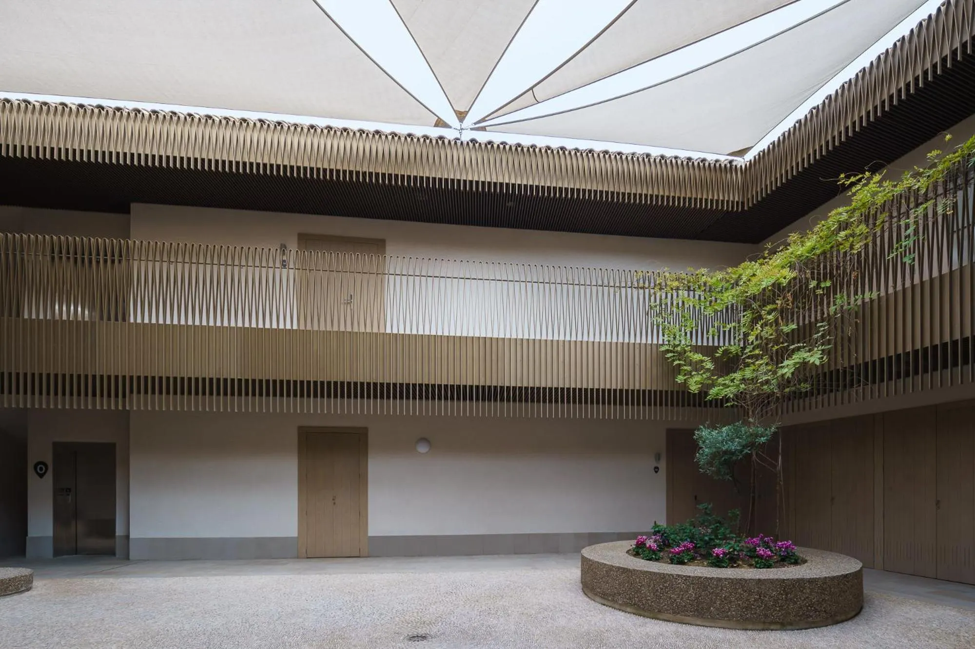 Property building in Tandem Torre de la Calahorra