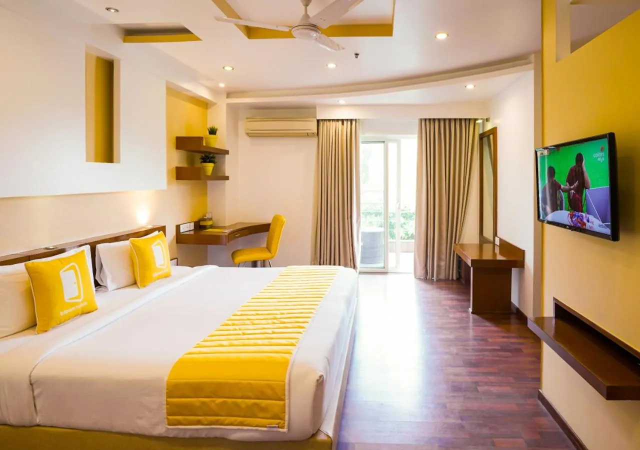 Photo of the whole room, Bed in BloomSuites I Electronics City