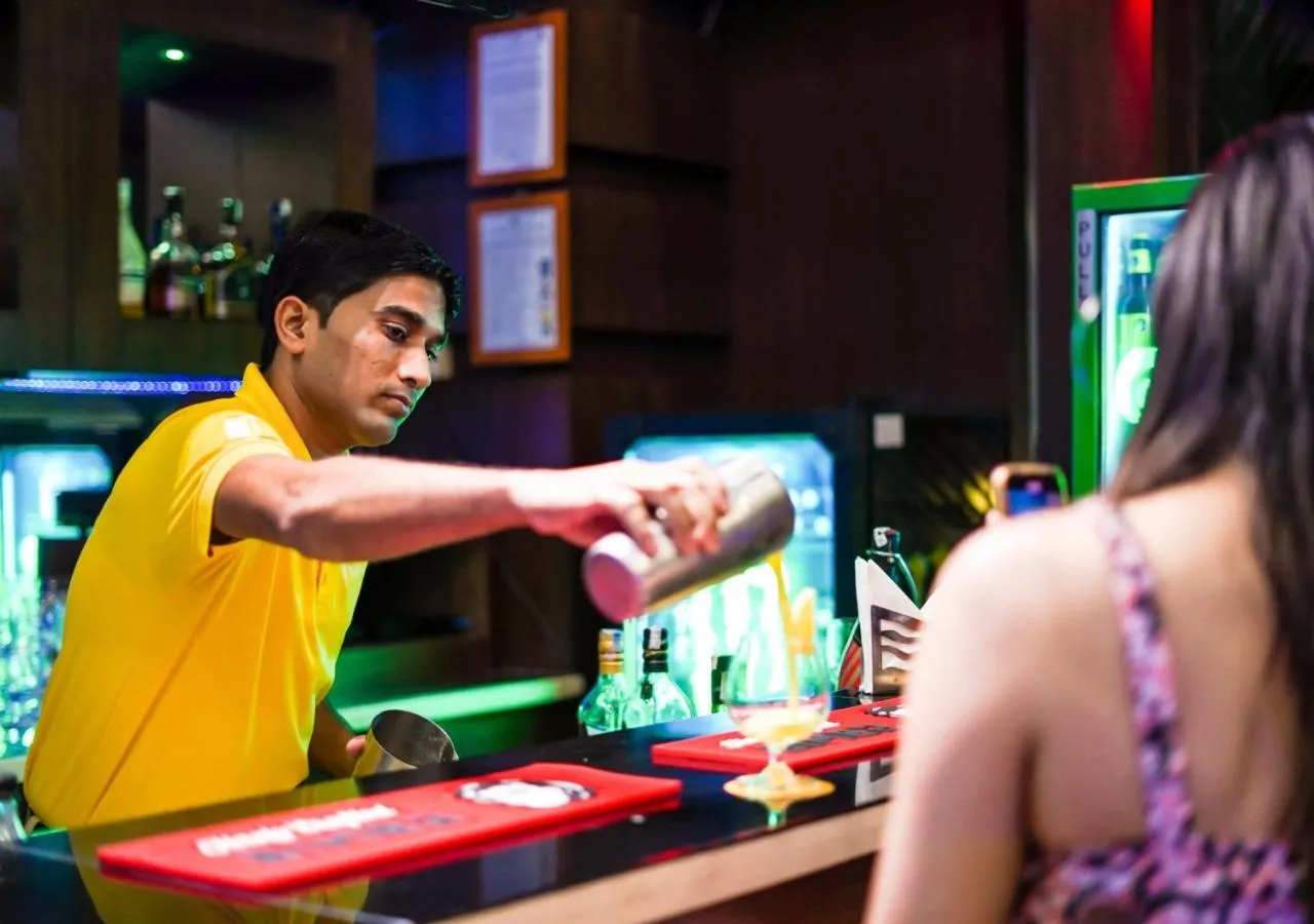 Nightclub / DJ in BloomSuites I Electronics City