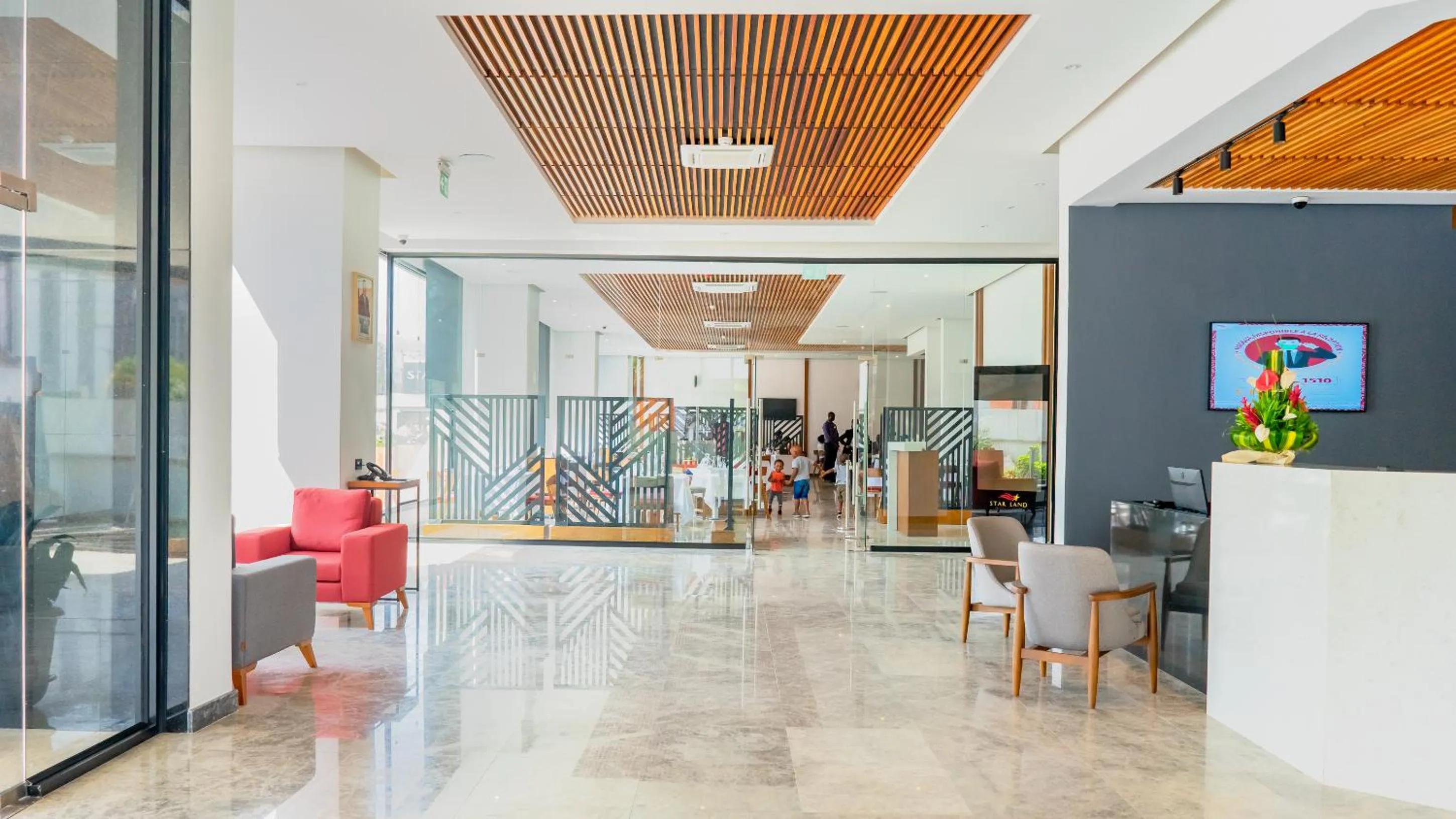 Lobby or reception in STAR LAND HOTEL BASTOS