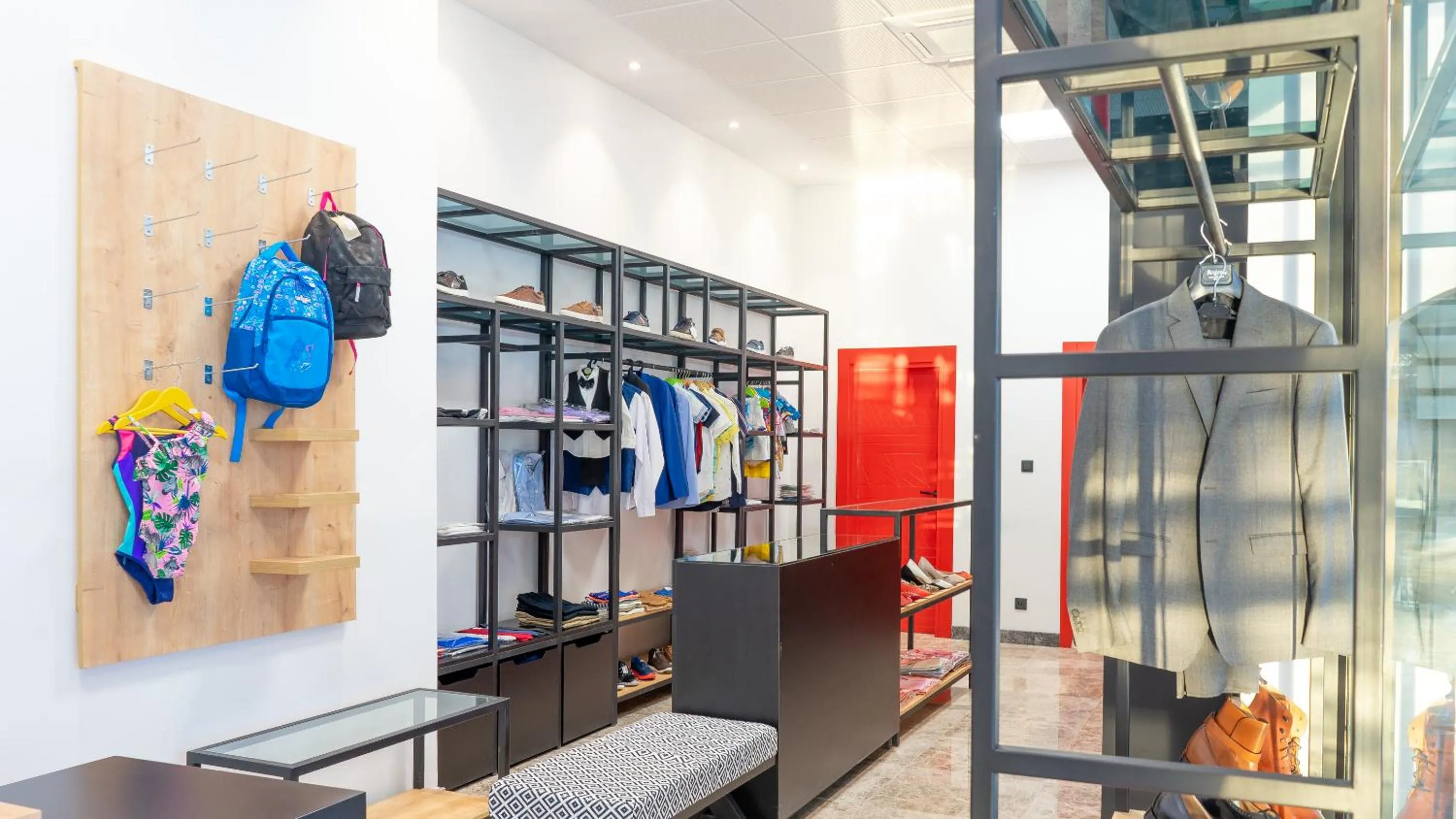 On-site shops in STAR LAND HOTEL BASTOS