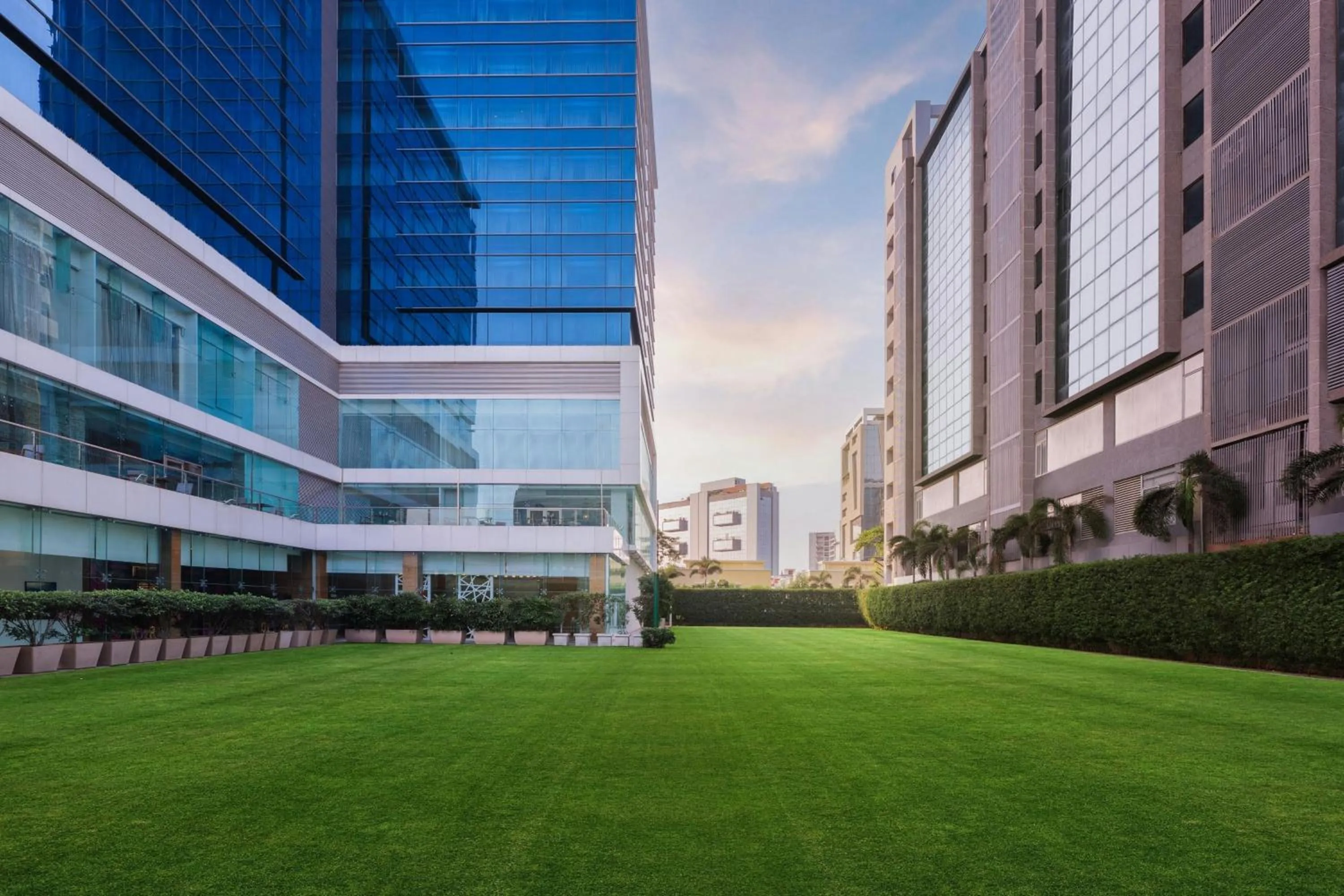 Meeting/conference room in Renaissance Ahmedabad Hotel