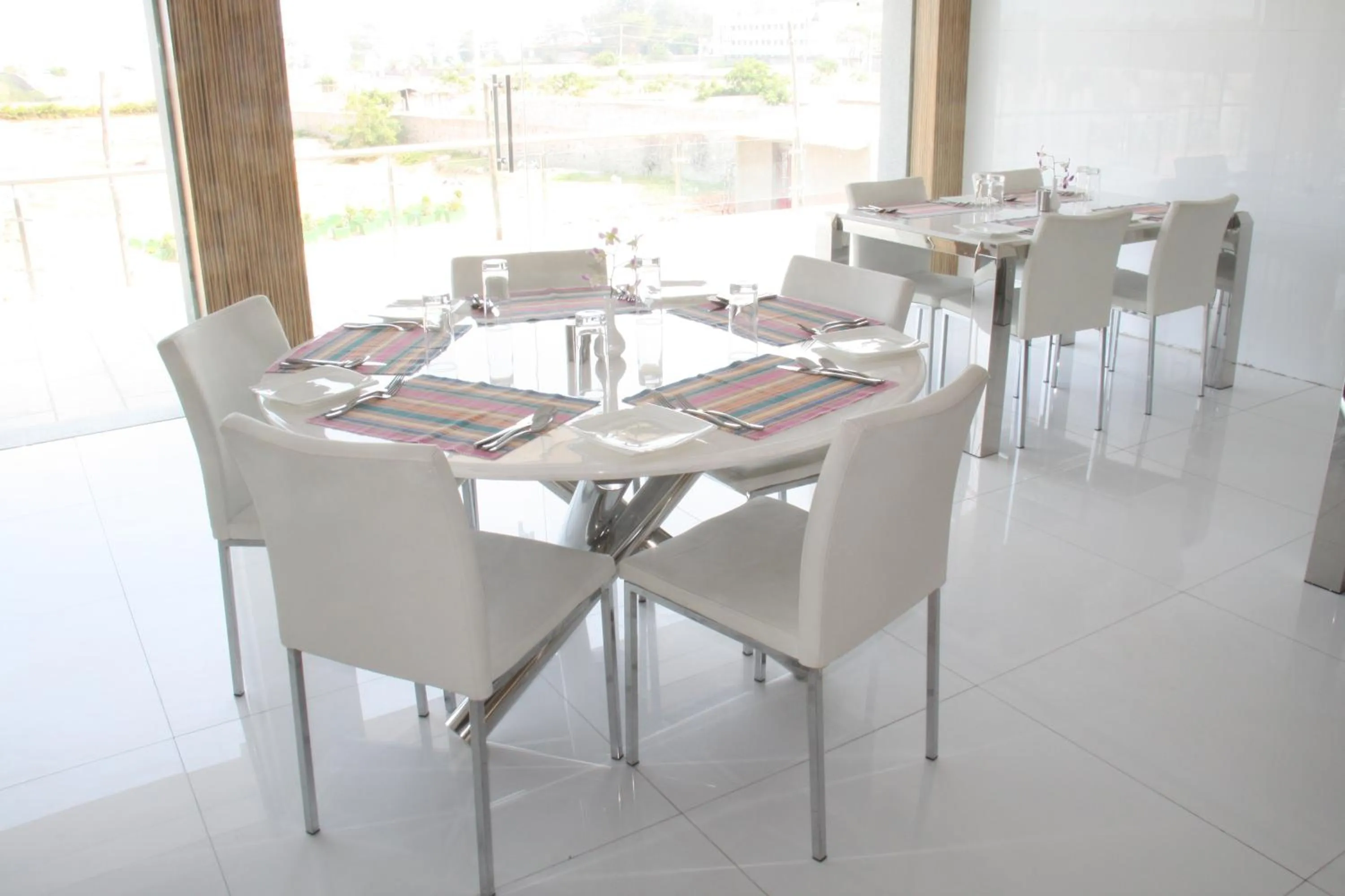 Restaurant/places to eat in Grande Bay Resort and Spa Mamallapuram