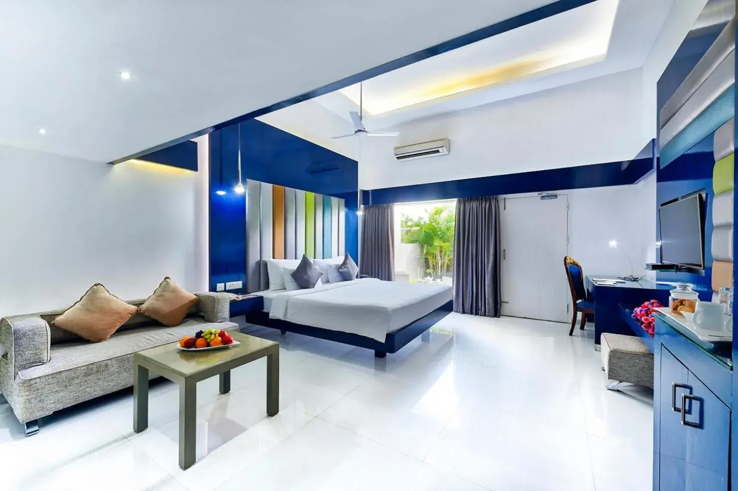 Bedroom, Bed in Grande Bay Resort and Spa Mamallapuram Bedroom, Bed in Grande Bay Resort and Spa Mamallapuram