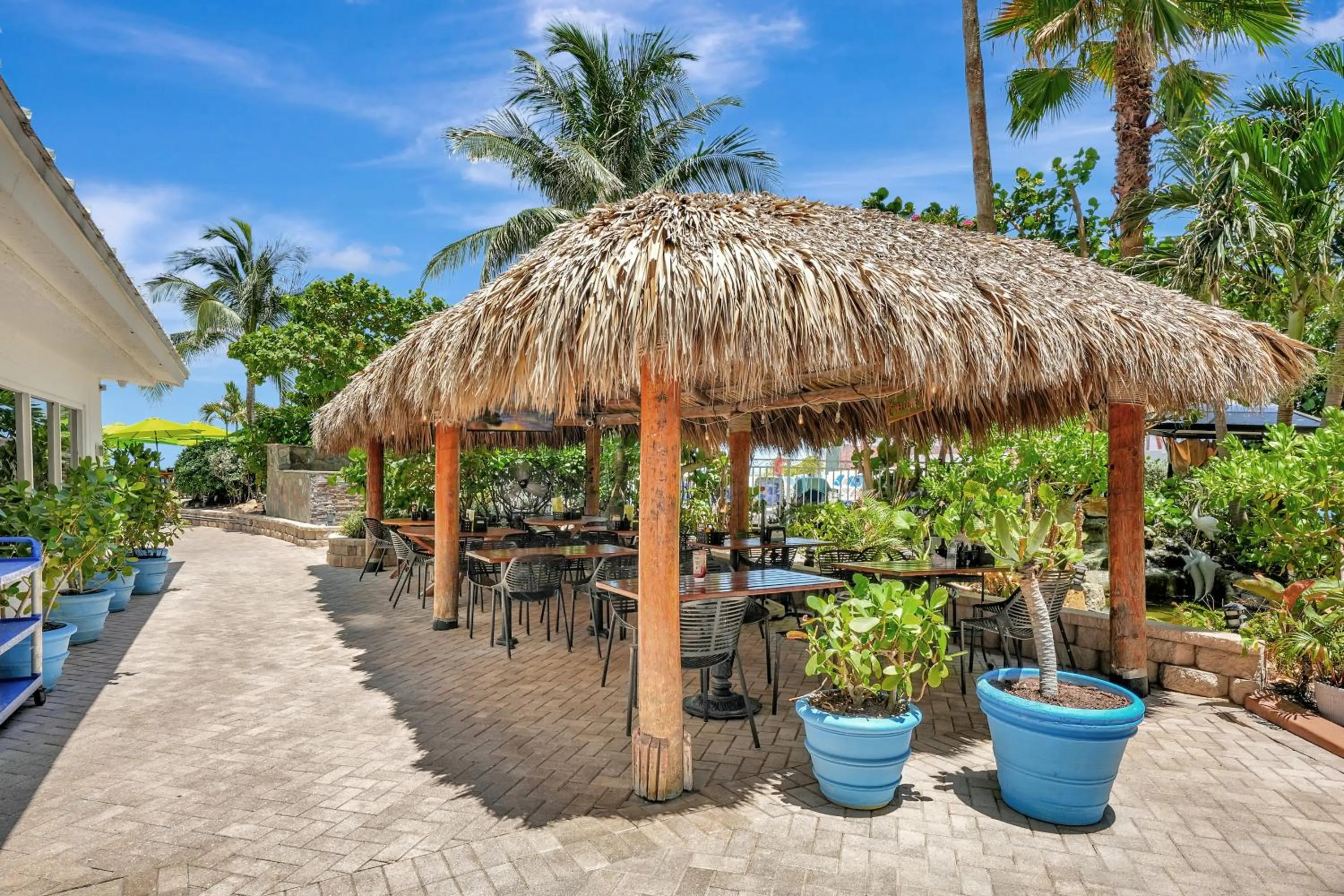 Ocean Manor Beach Resort