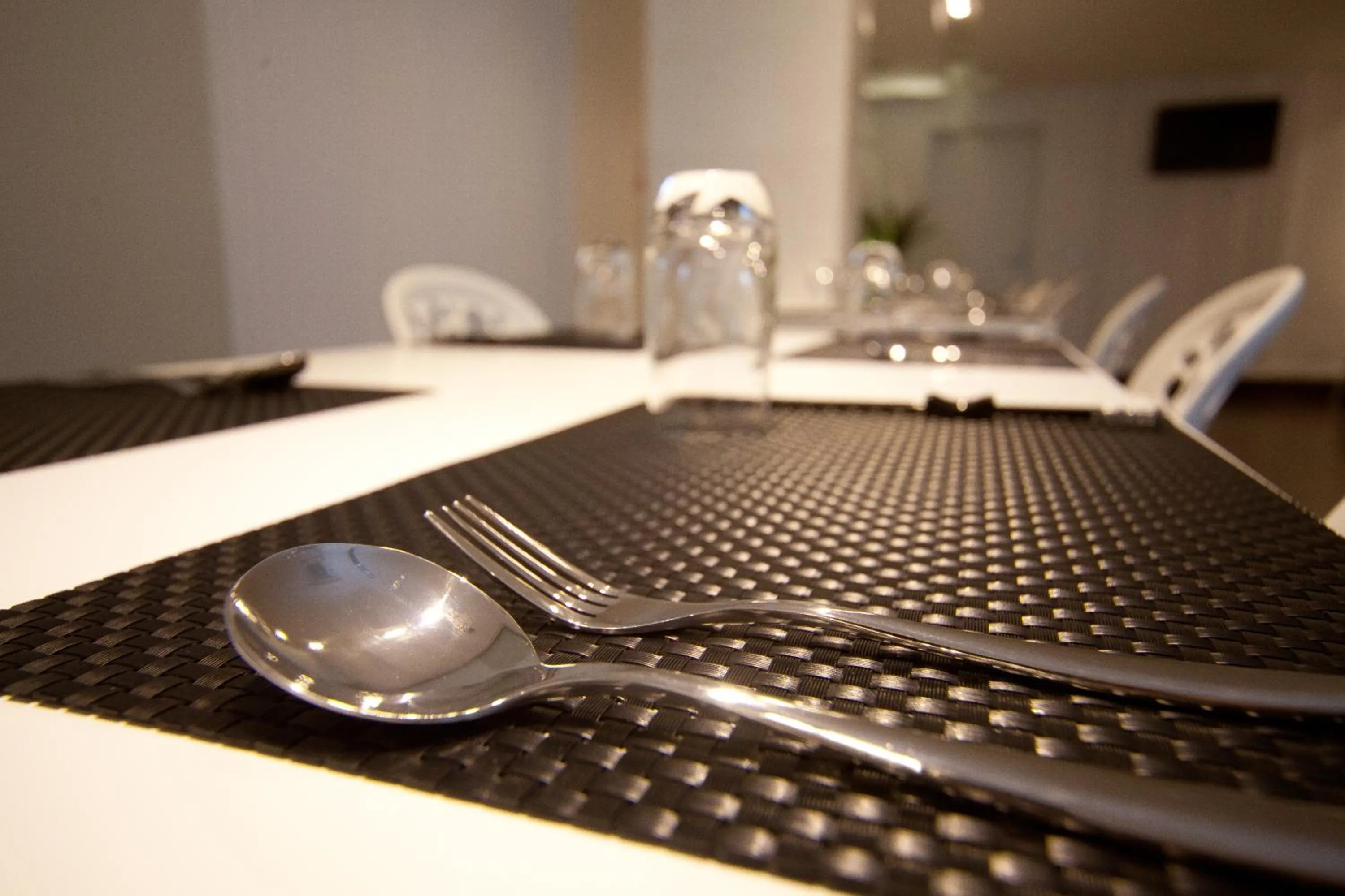 Restaurant/places to eat in King Motel王者
