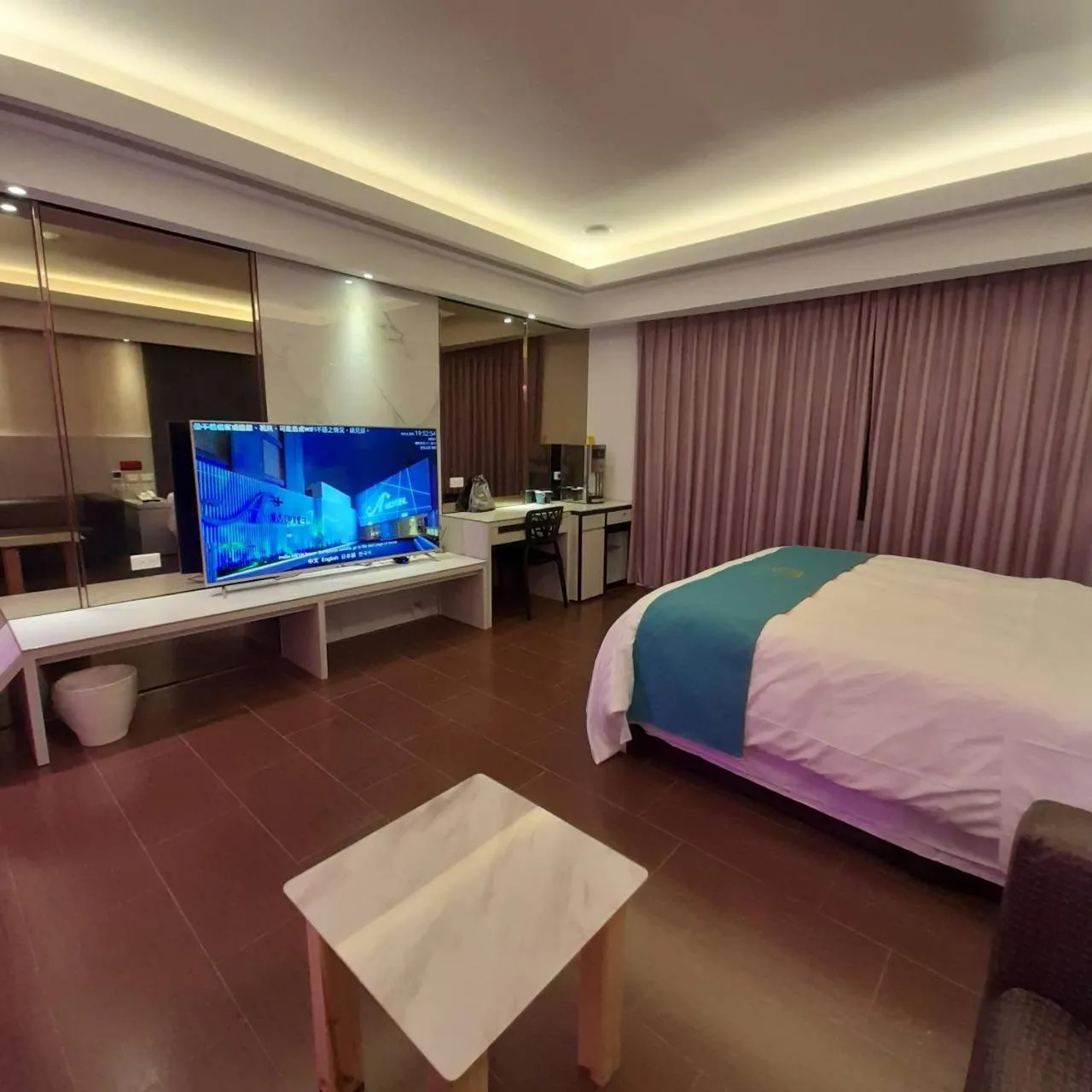 Bed in King Motel王者