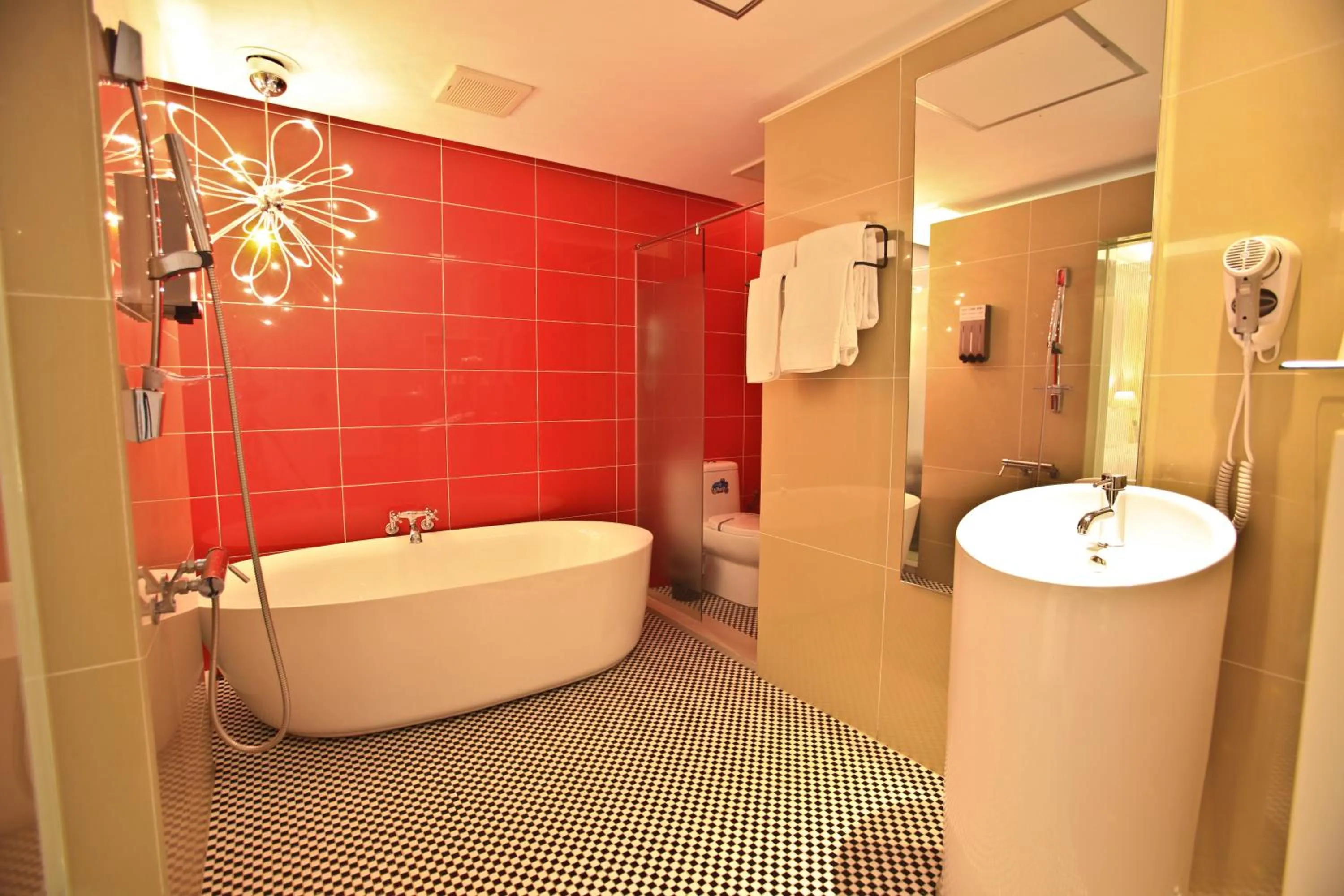 Bathroom in King Motel王者