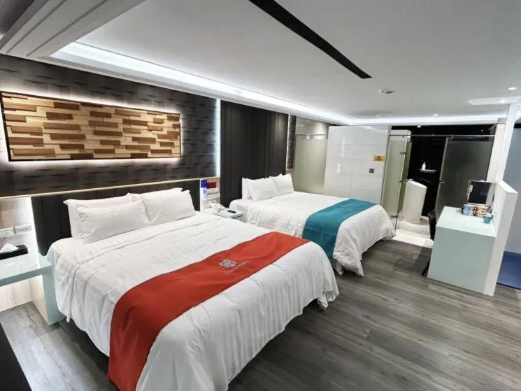 Bed in King Motel王者