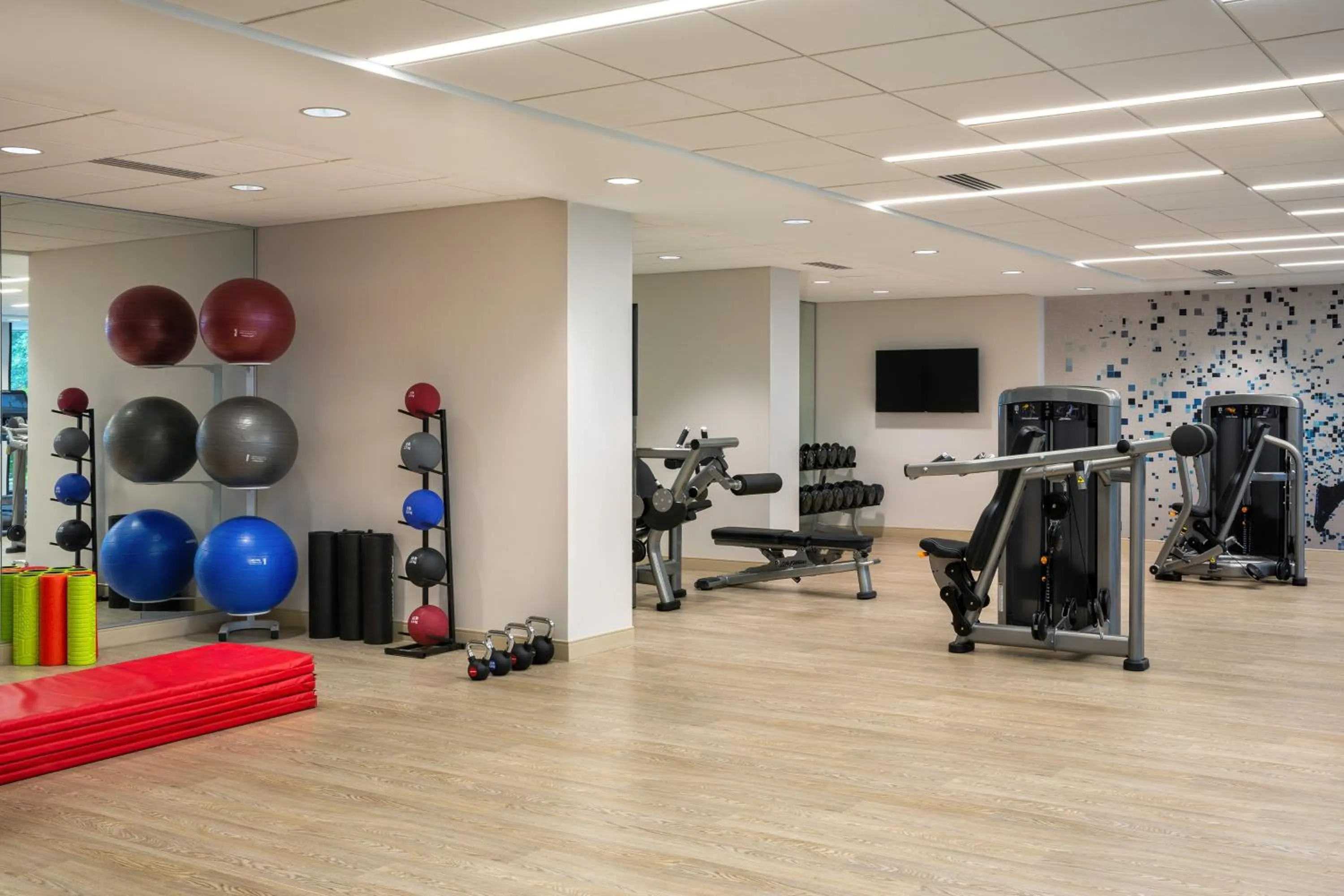 Fitness centre/facilities in Sheraton Norfolk Waterside Hotel