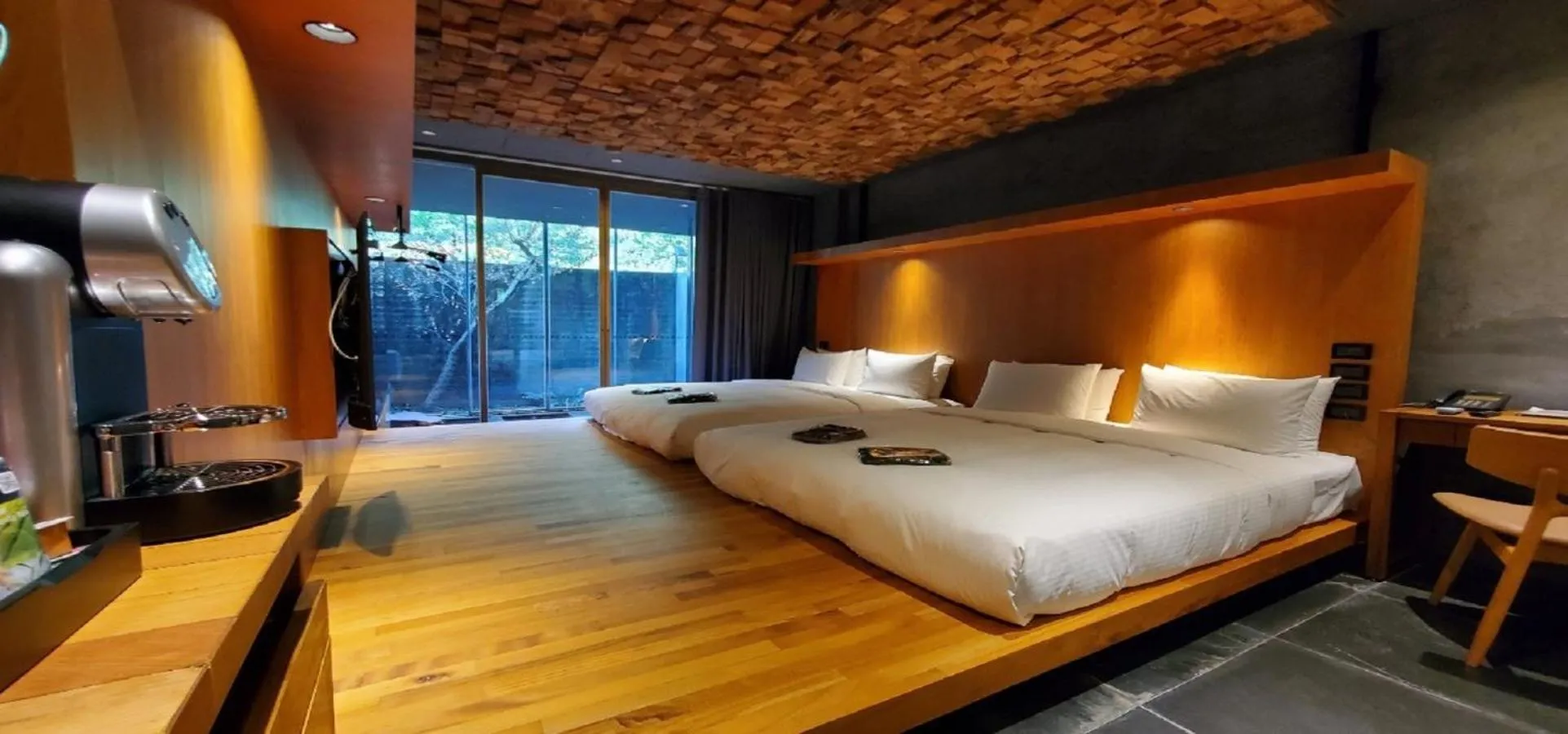 Bed in Onsen Papawaqa