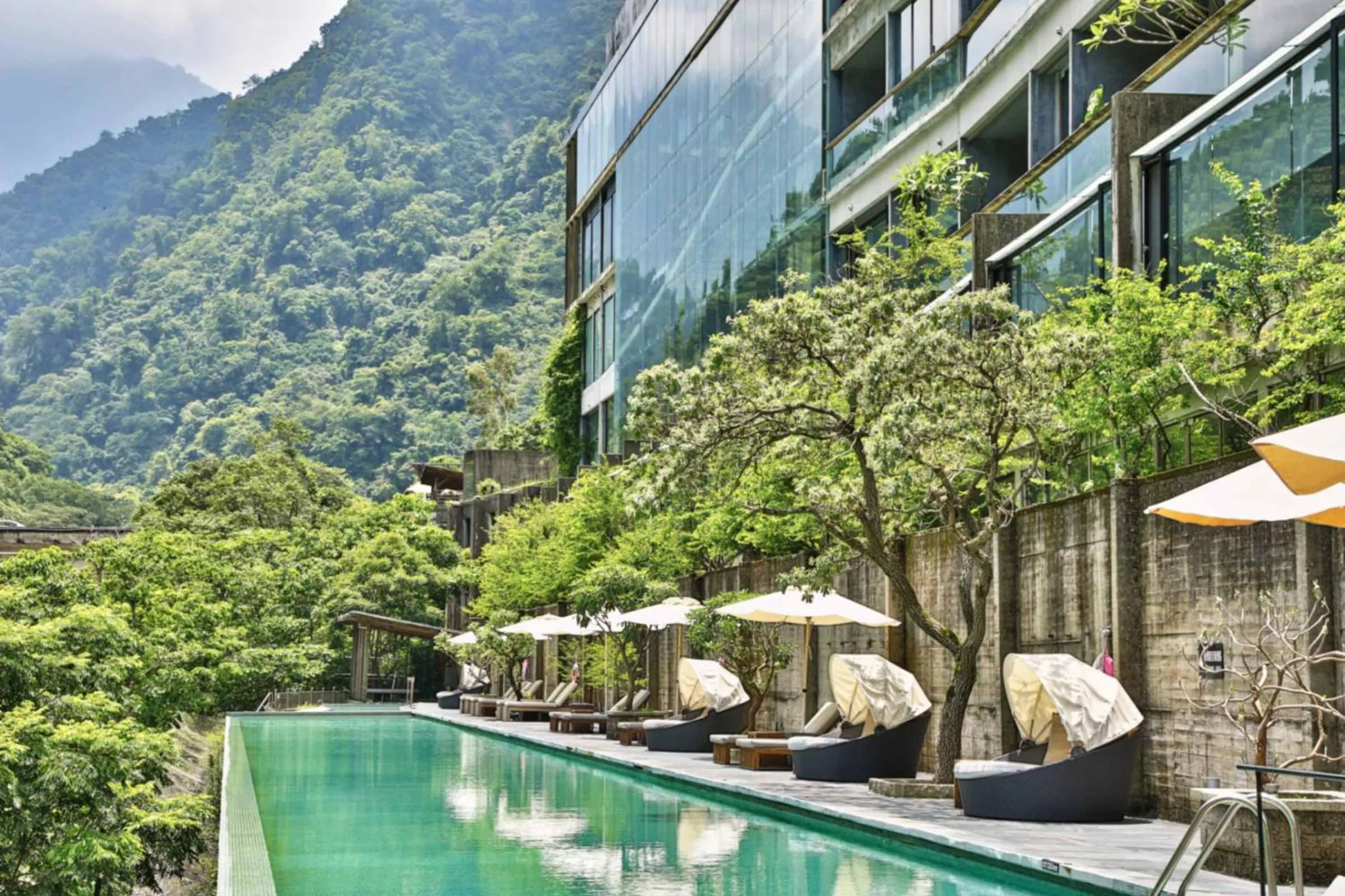 Swimming pool in Onsen Papawaqa