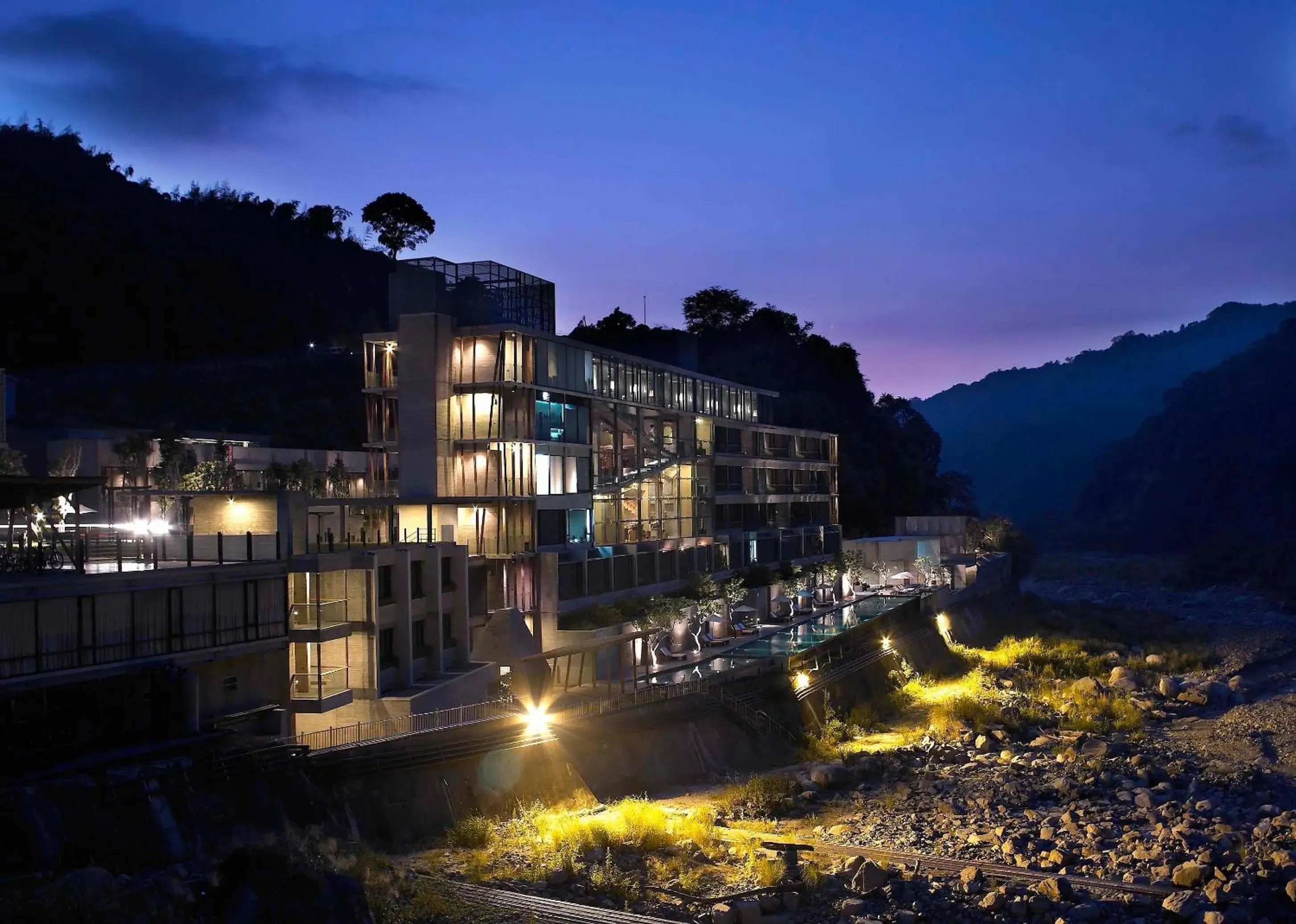 Facade/entrance in Onsen Papawaqa Facade/entrance in Onsen Papawaqa
