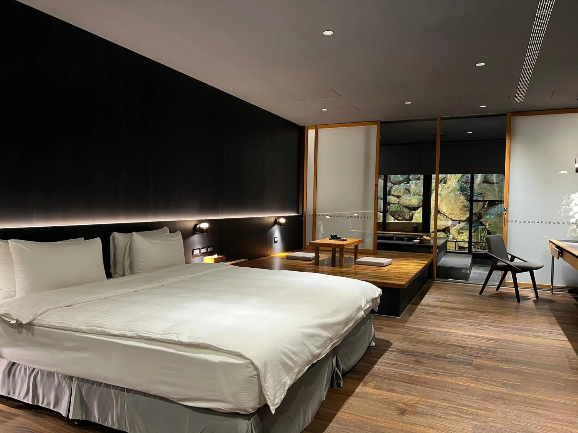 Bed in Onsen Papawaqa