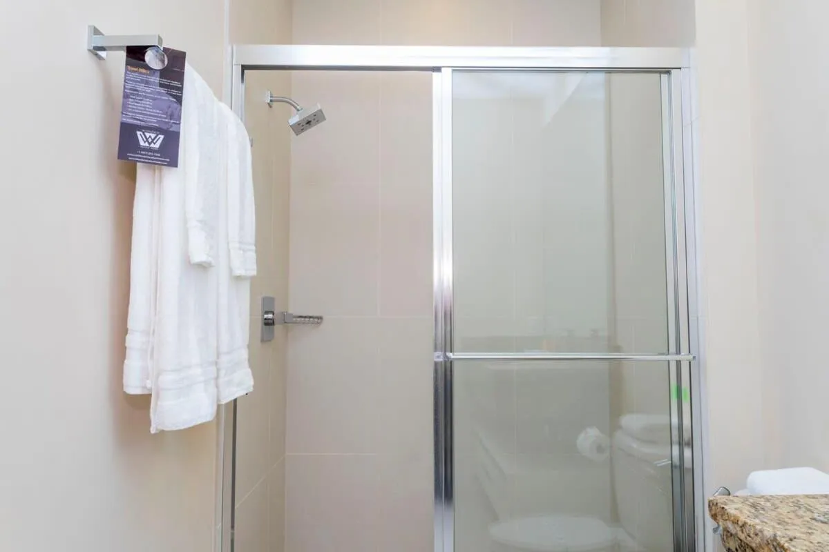 Stunning 4Bd Close to Disney @ Magic Village 7614