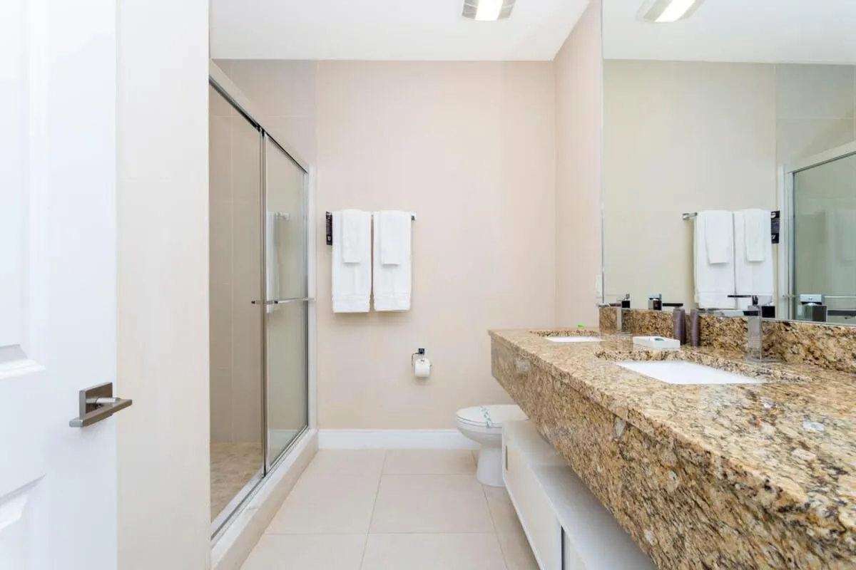 Stunning 4Bd Close to Disney @ Magic Village 7614