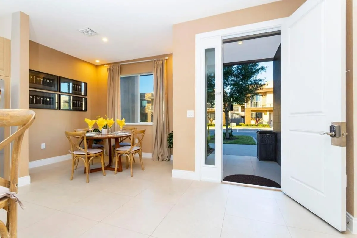 Stunning 4Bd Close to Disney @ Magic Village 7614