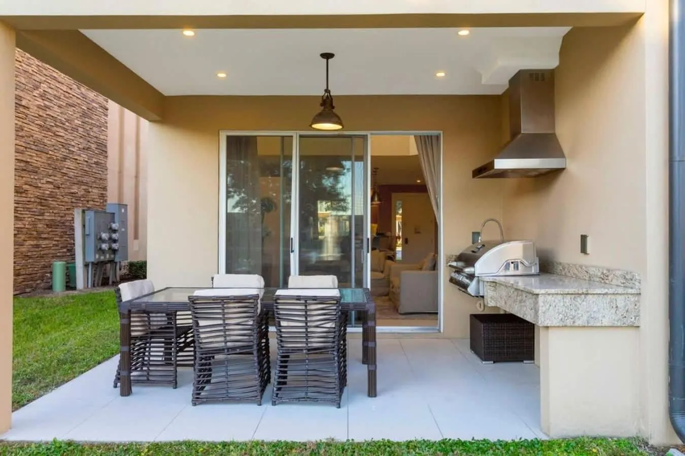 Stunning 4Bd Close to Disney @ Magic Village 7614