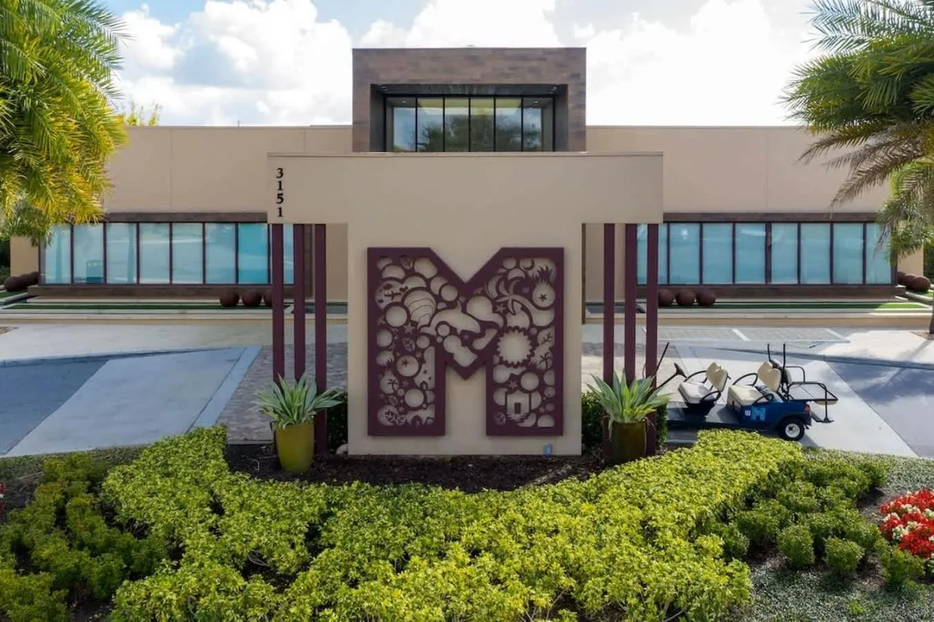 Stunning 4Bd Close to Disney @ Magic Village 7614