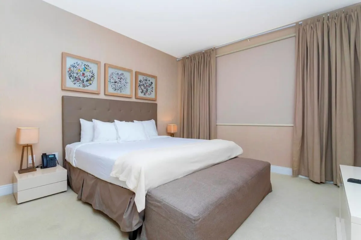 Bed in Stunning 4Bd Close to Disney @ Magic Village 7614