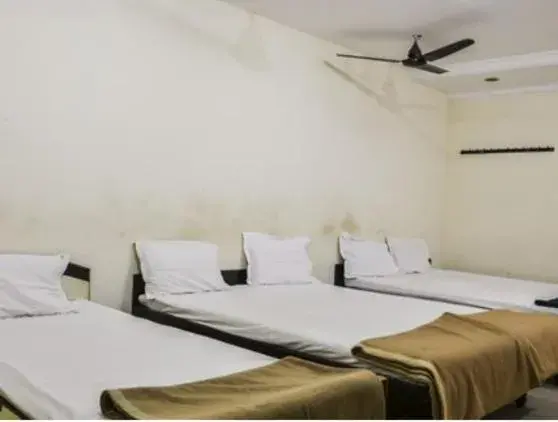 Bed in Hotel Maya Deluxe Bed in Hotel Maya Deluxe