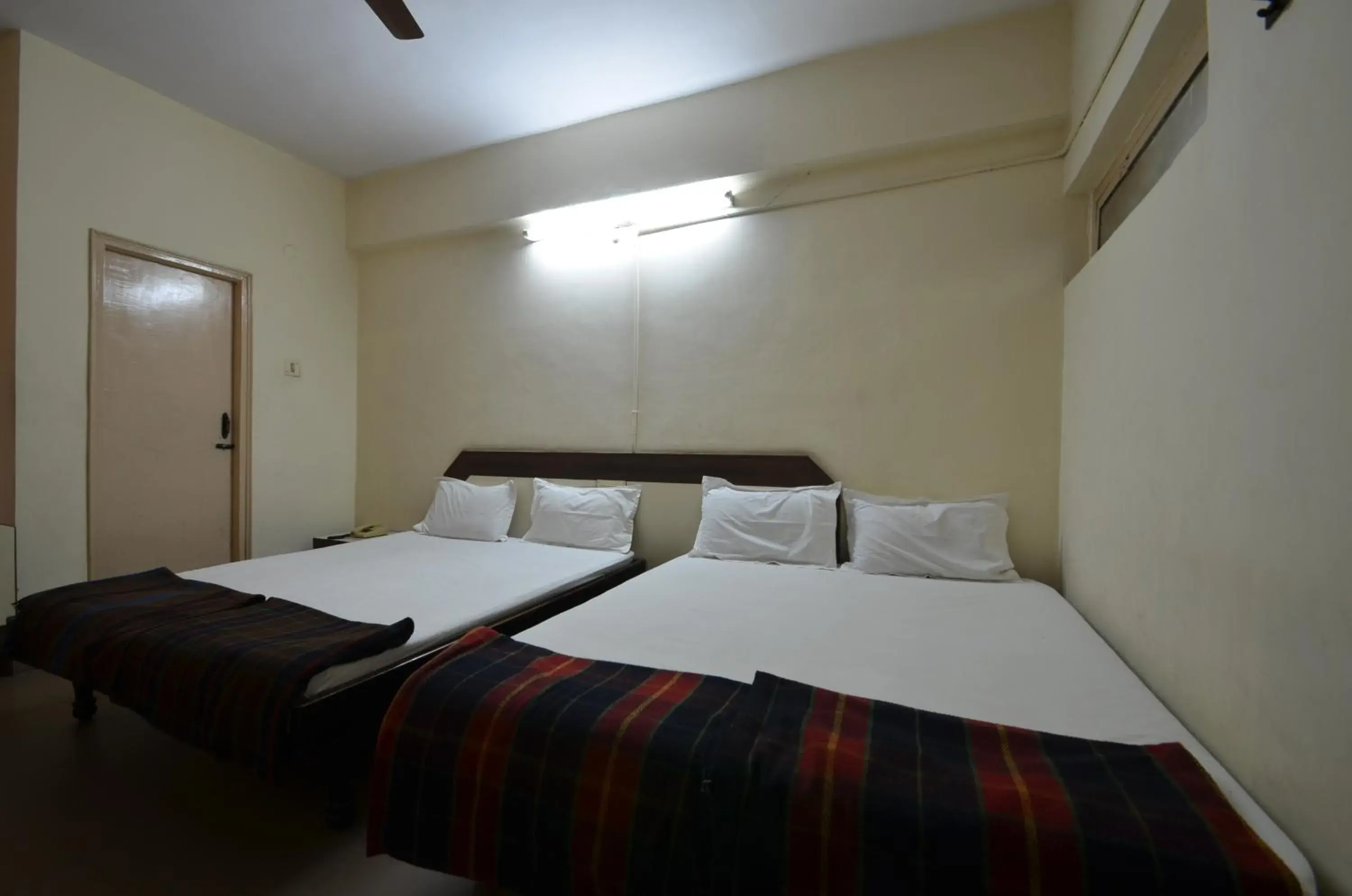 Hotel Maya Deluxe Hotel Maya Deluxe