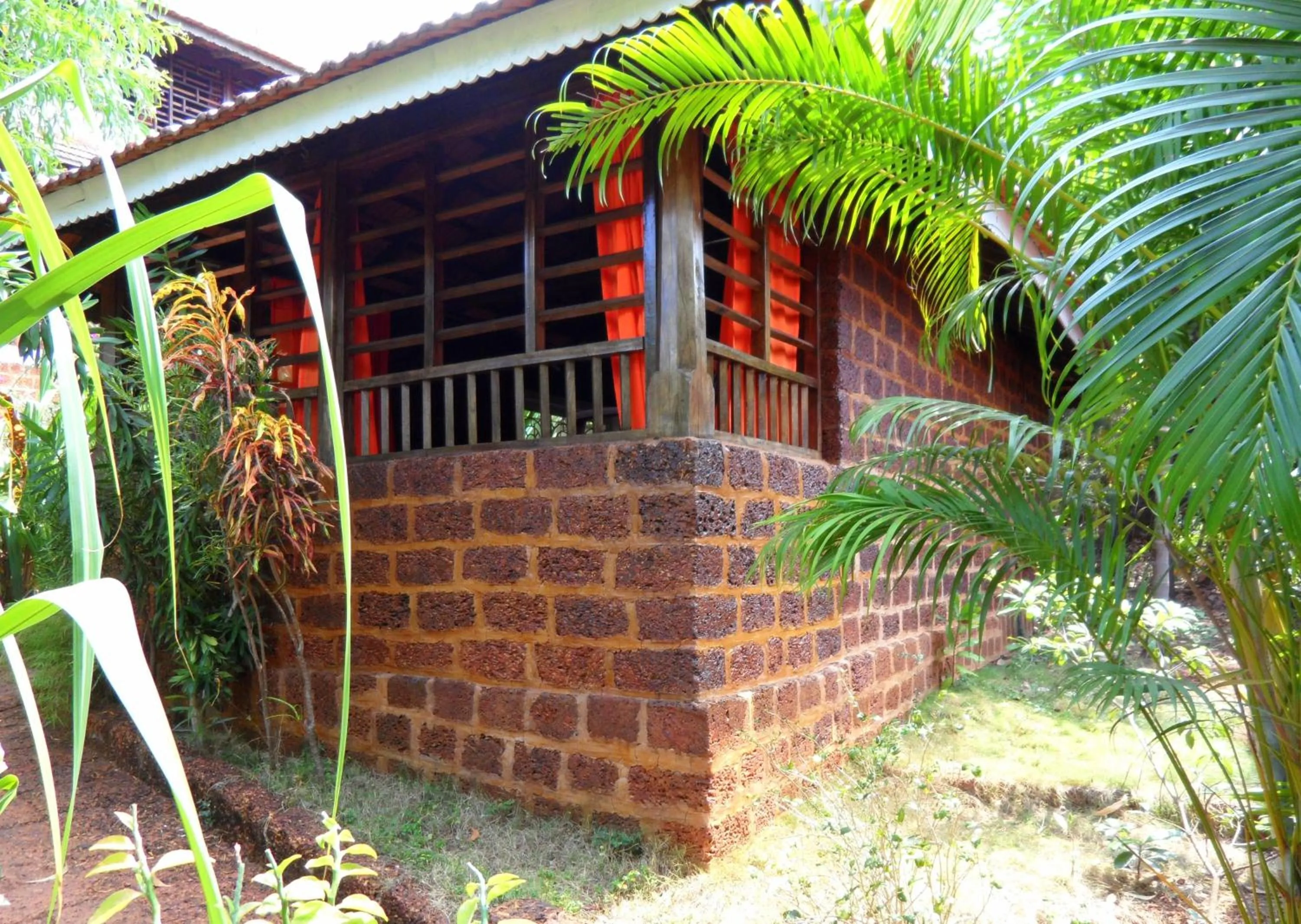 Facade/entrance in Namaste Yoga Farm
