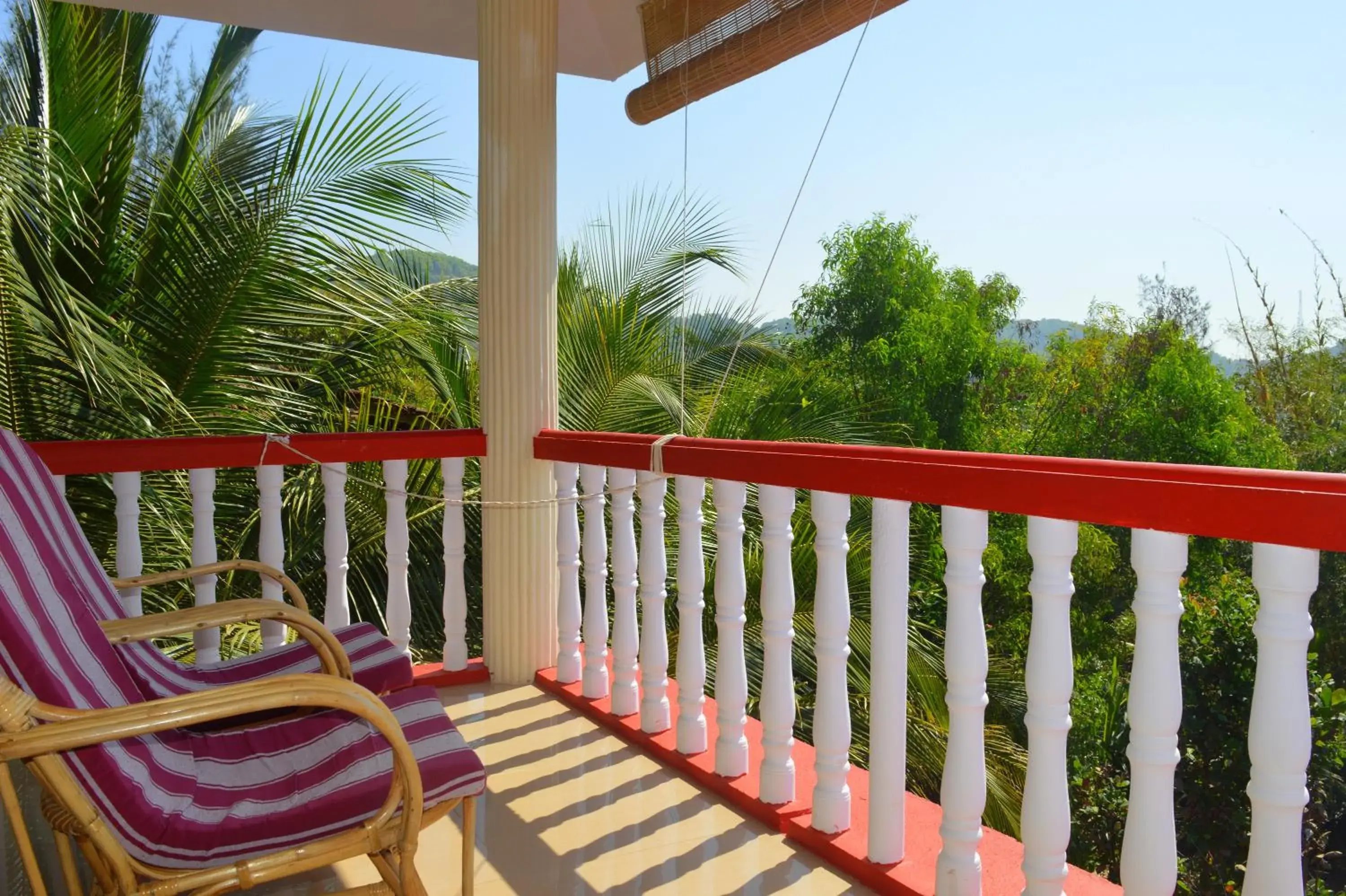 Deluxe Double or Twin Room in Namaste Yoga Farm Deluxe Double or Twin Room in Namaste Yoga Farm