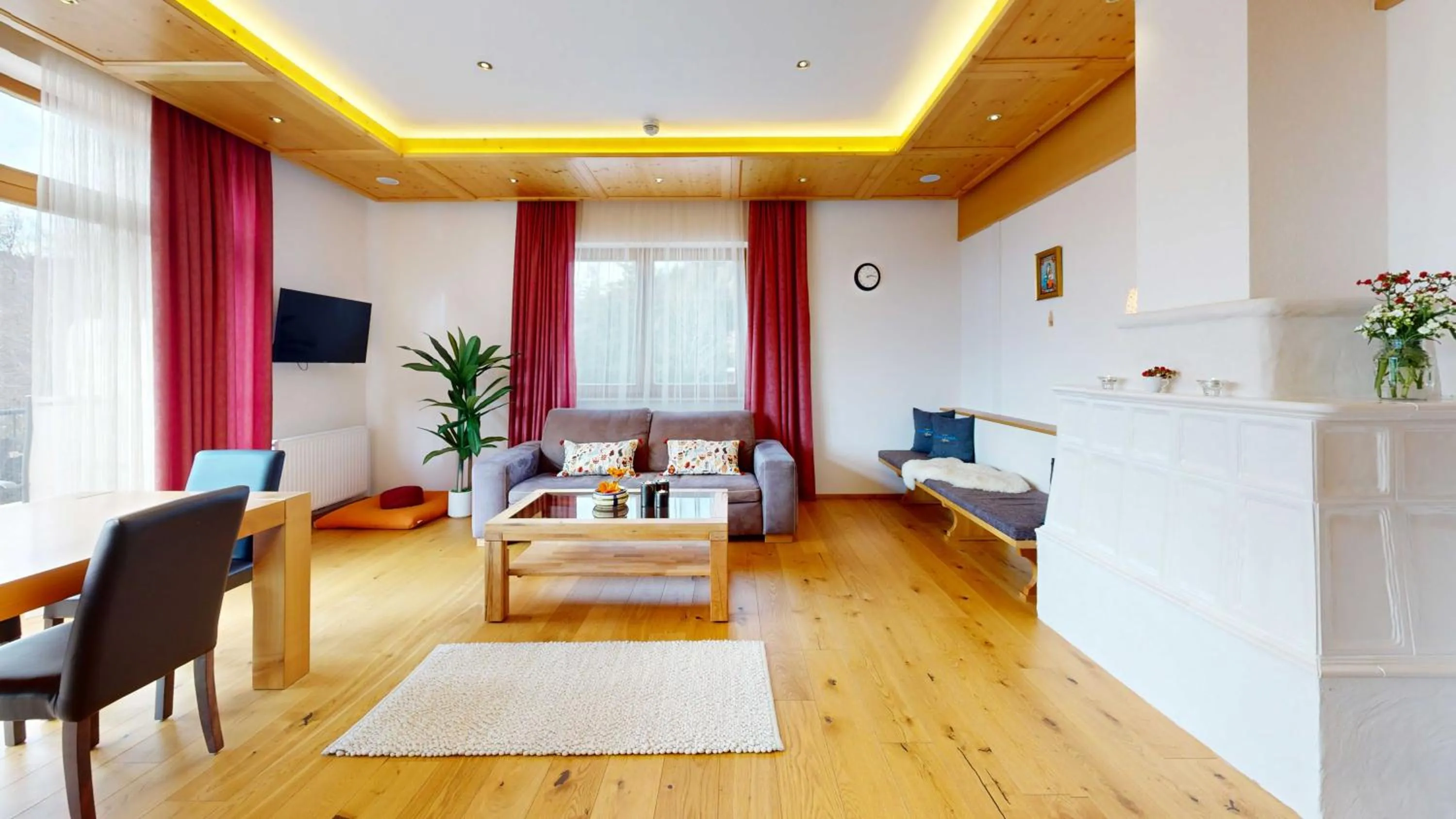 Living room in Wellness Aparthotel Panorama Alpin - Ferienwohnungen Jerzens im Pitztal