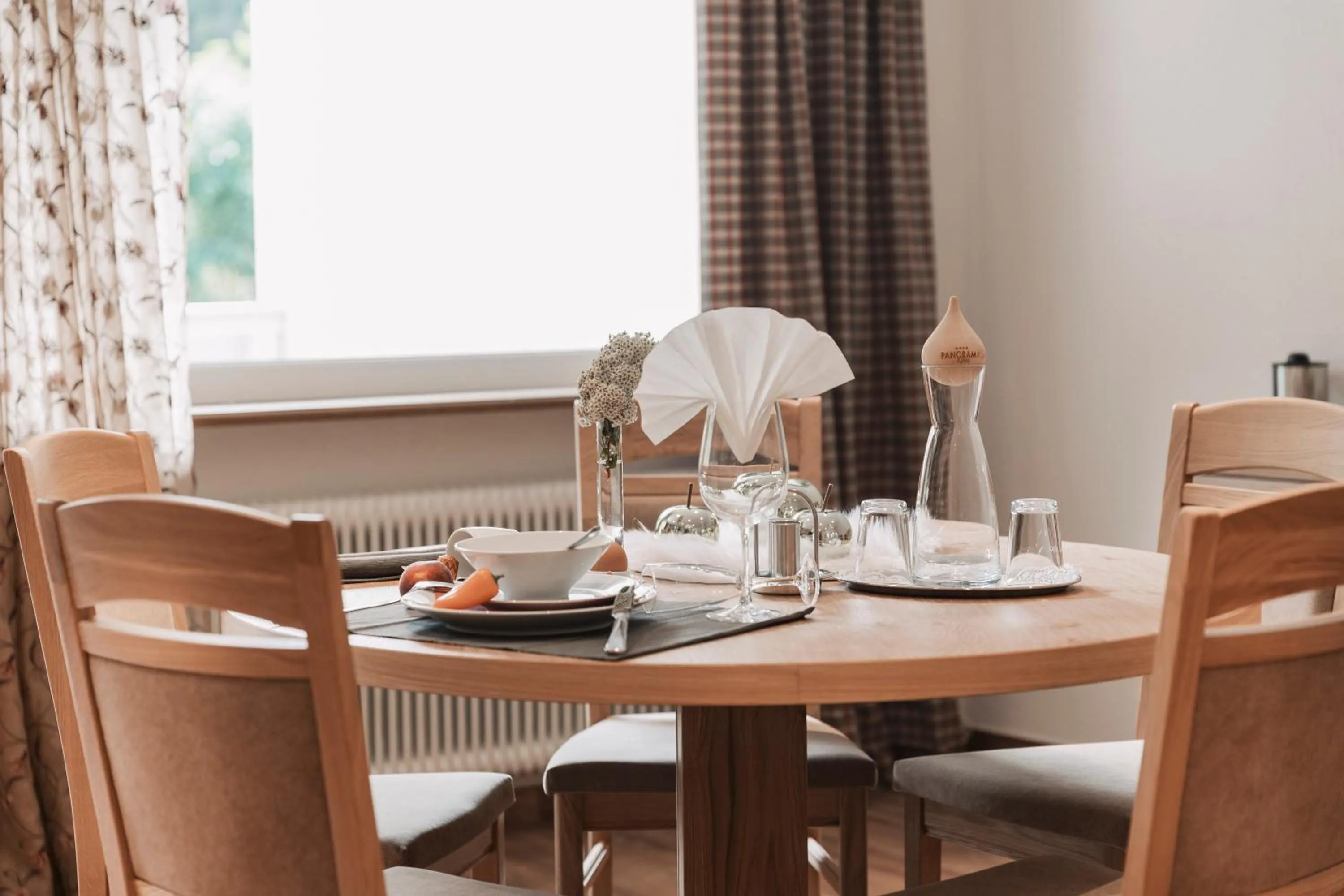 Dining area in Wellness Aparthotel Panorama Alpin - Ferienwohnungen Jerzens im Pitztal
