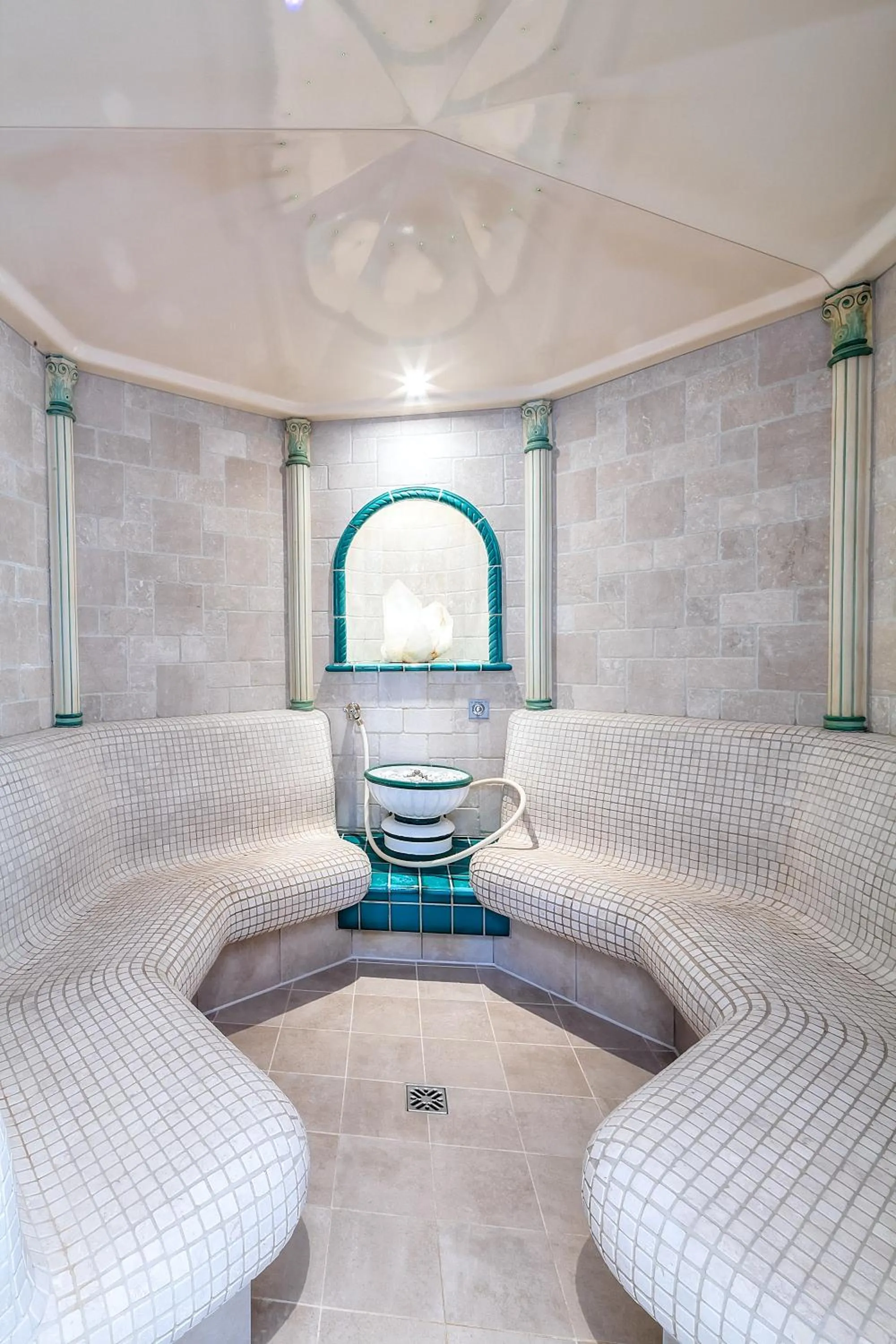 Spa and wellness centre/facilities in Wellness Aparthotel Panorama Alpin - Ferienwohnungen Jerzens im Pitztal