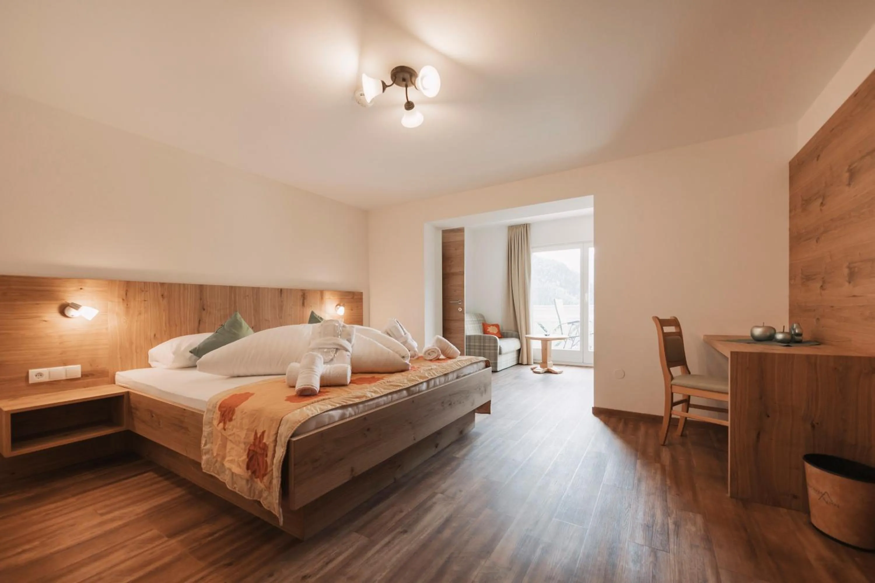 Bedroom, Bed in Wellness Aparthotel Panorama Alpin - Ferienwohnungen Jerzens im Pitztal