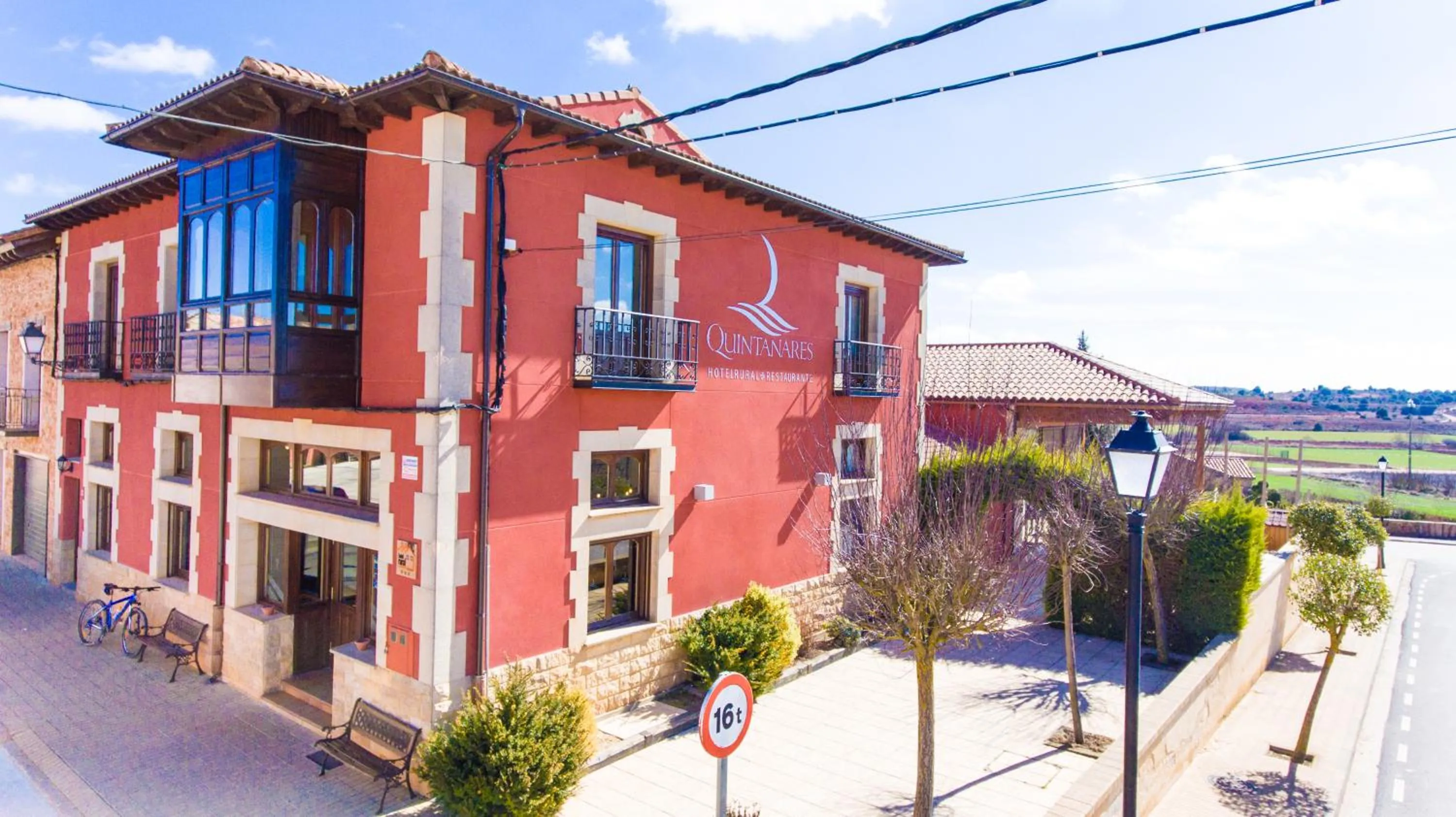 Bird's eye view in Quintanares