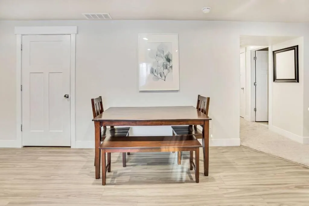 New Furnished 2Bd Apt! Great for Long Stays