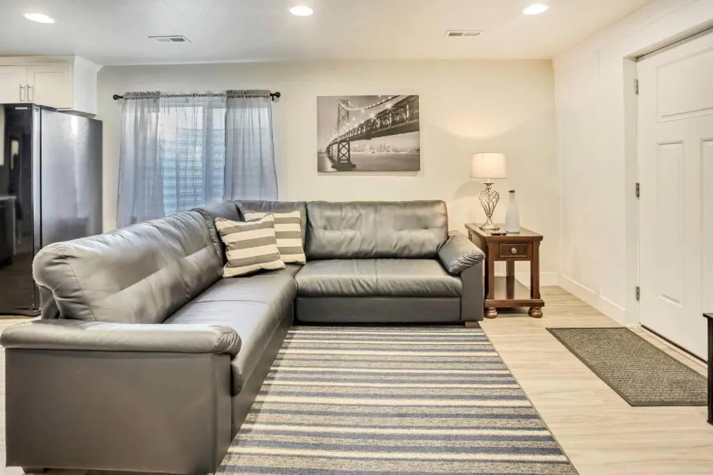 New Furnished 2Bd Apt! Great for Long Stays