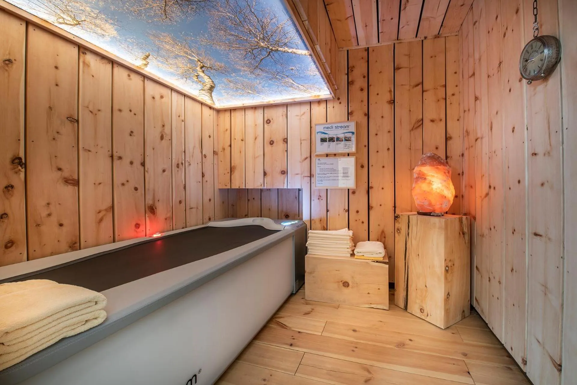 Spa and wellness centre/facilities in Hotel Land Gut Höhne