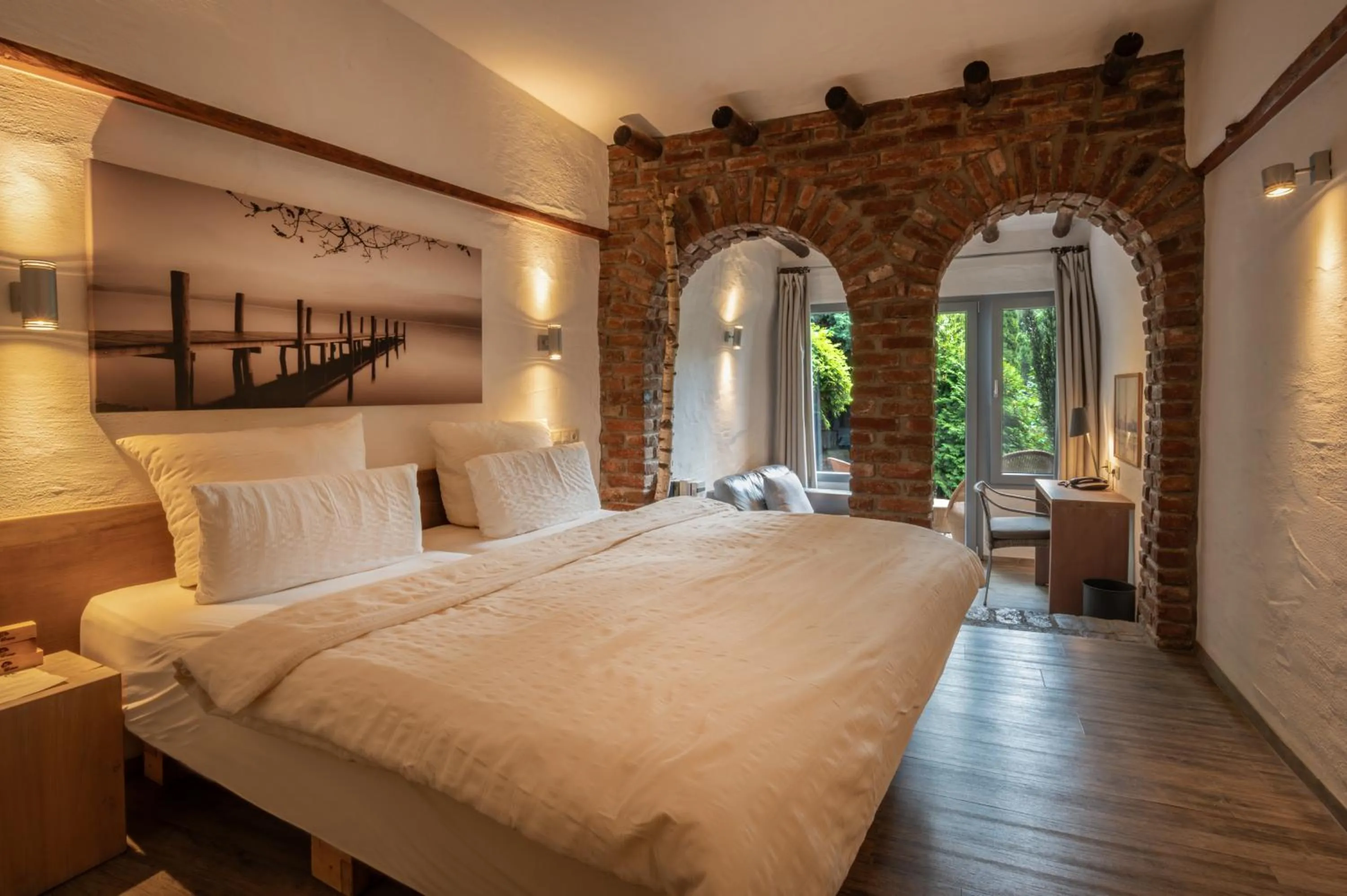 Bed in Hotel Land Gut Höhne