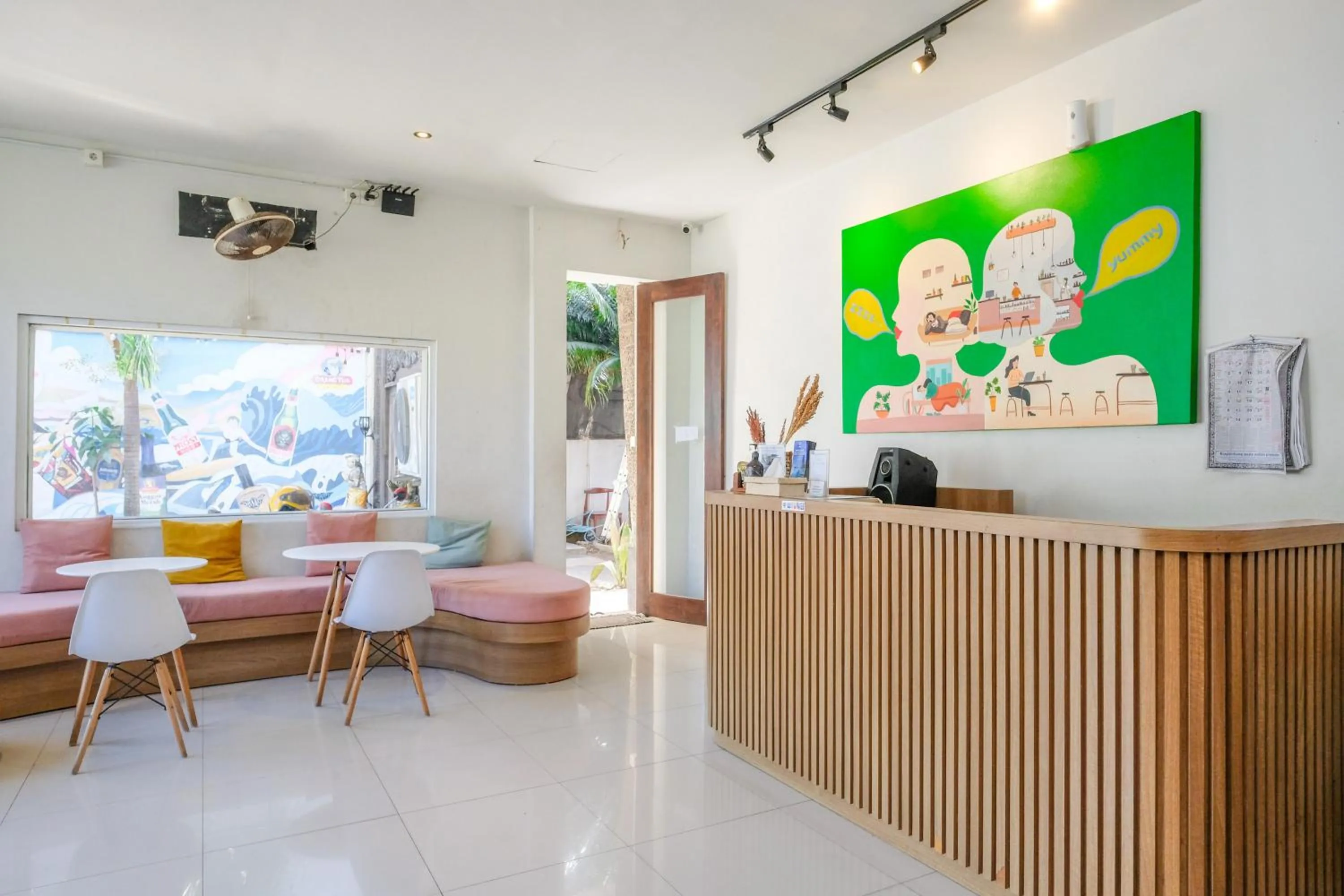 Lobby or reception in Lega Legi Town House Seminyak by The Lavana