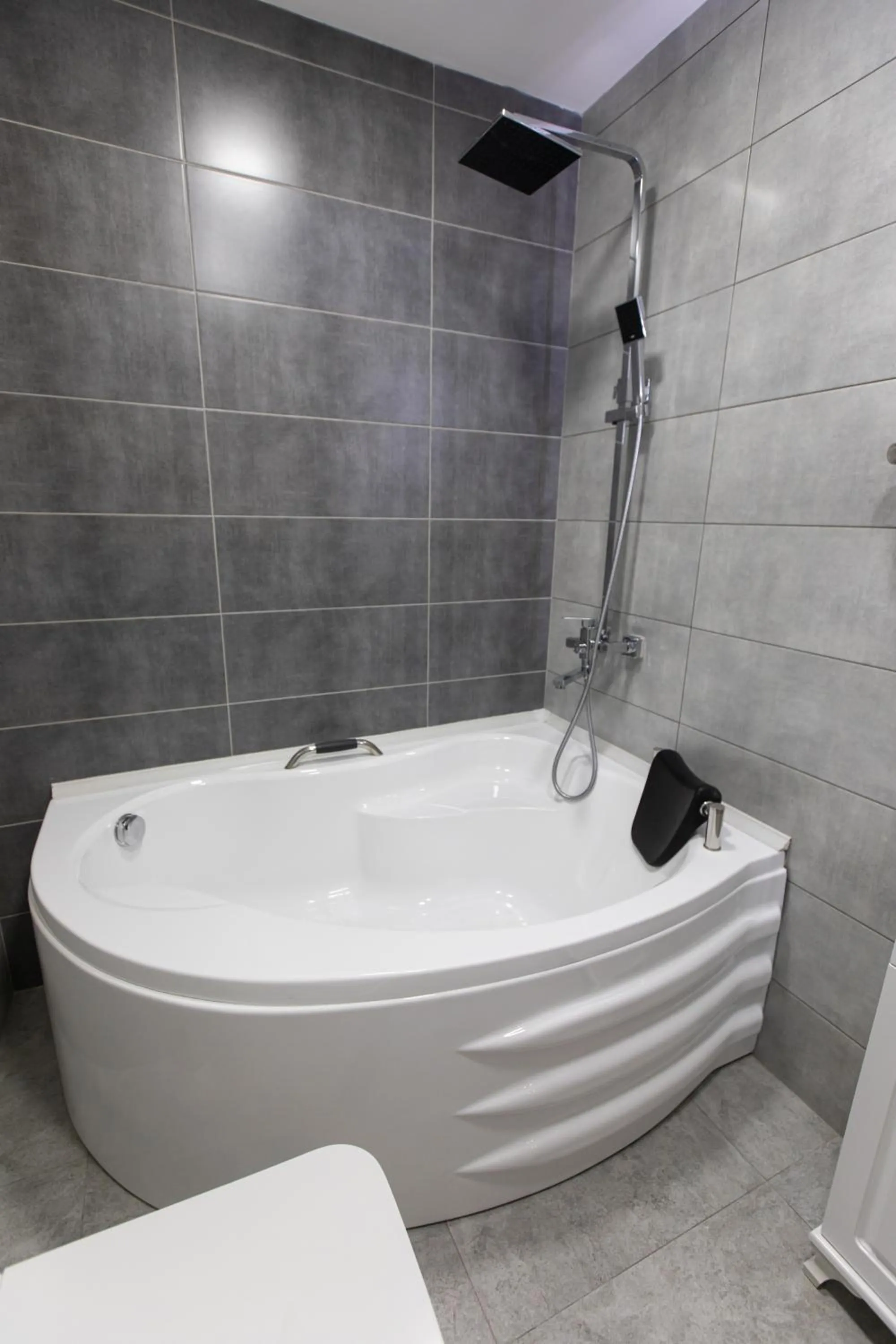 Bathroom in Roadside by Khorrot