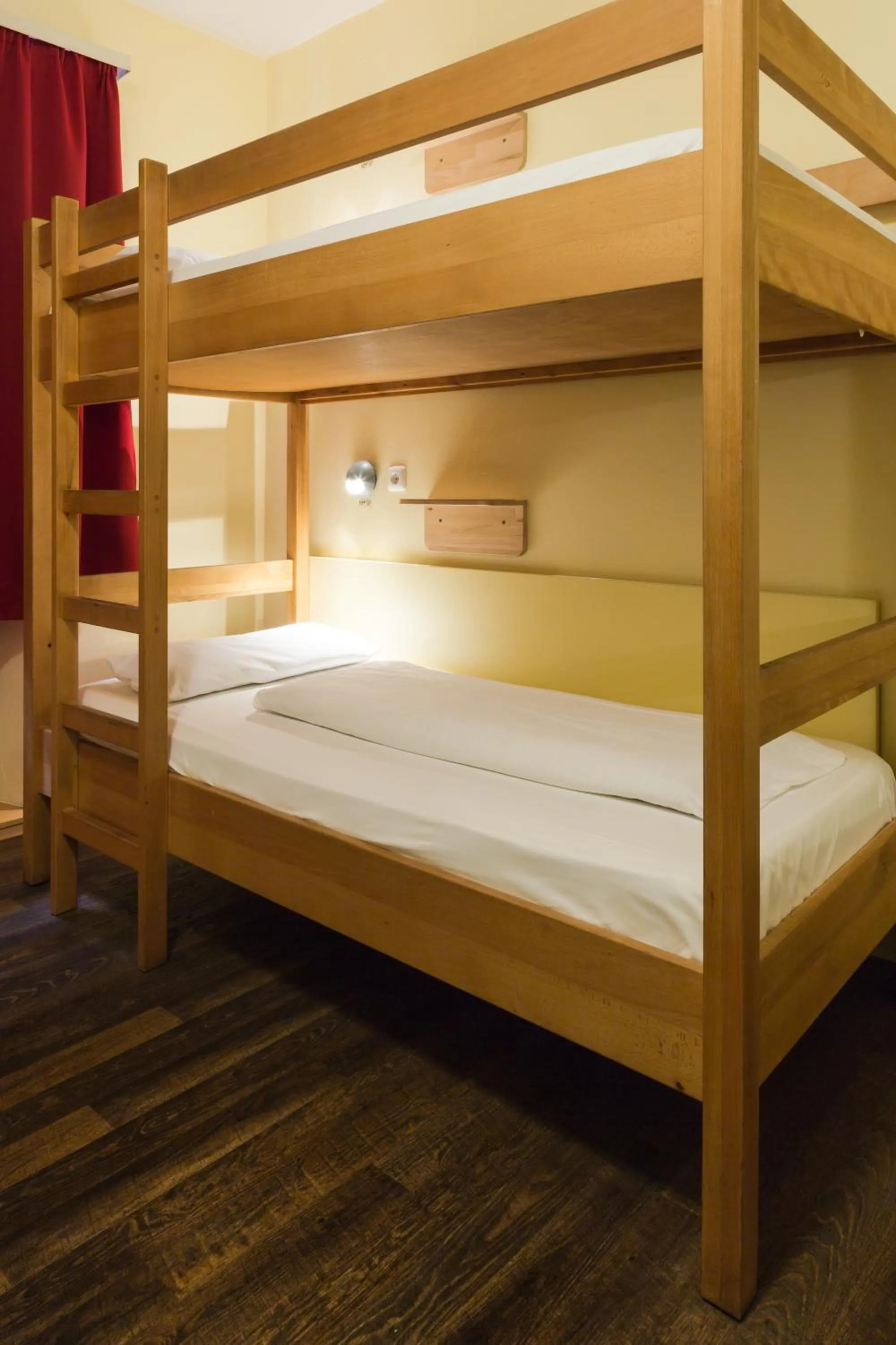 bunk bed, Bed in Euro Youth Hotel Munich