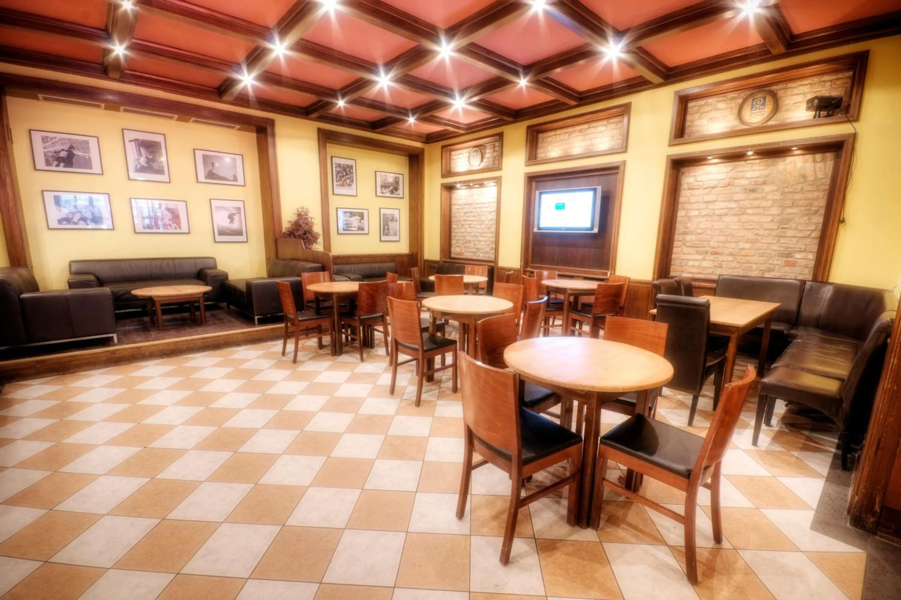 Lounge or bar in Euro Youth Hotel Munich