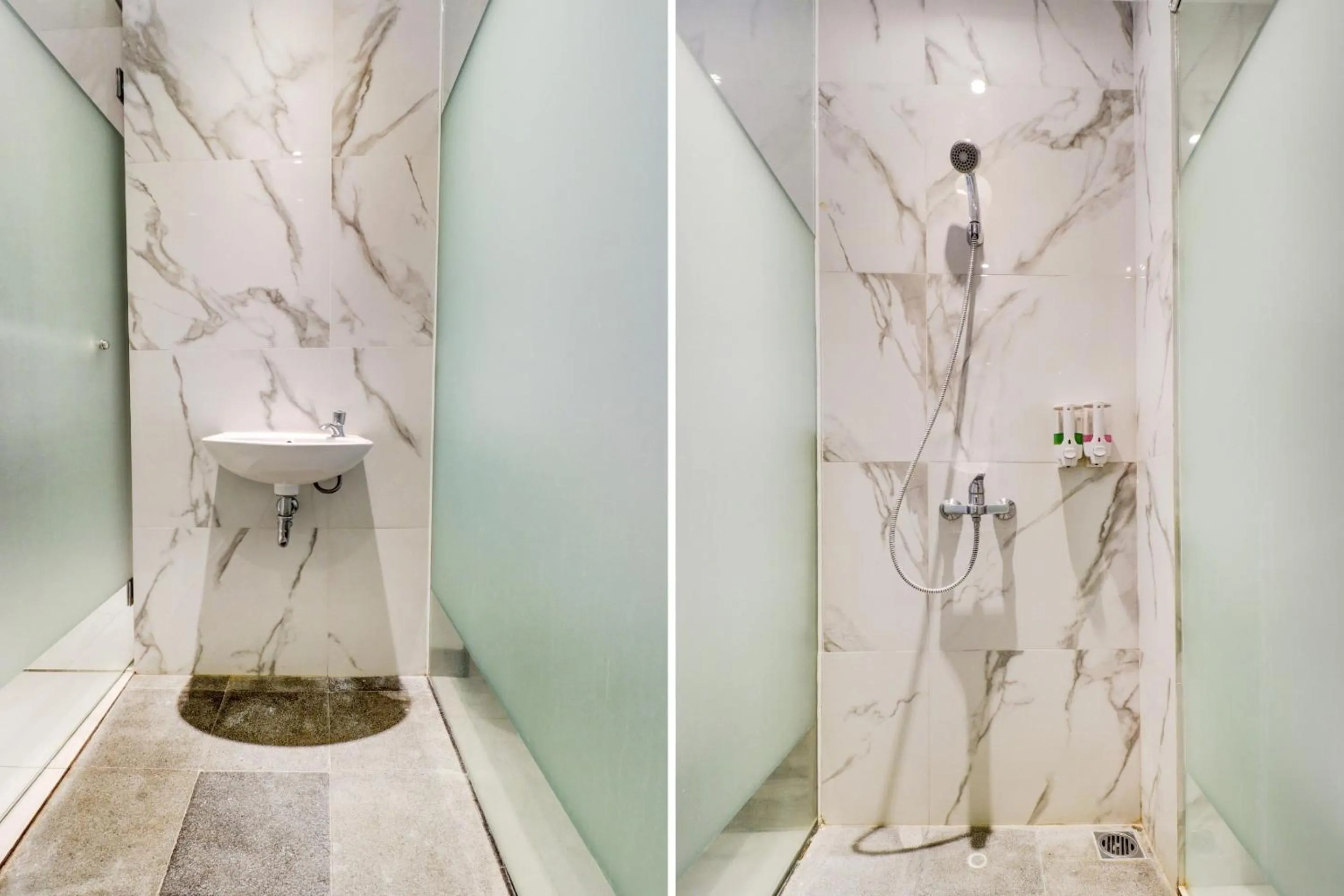 Bathroom in Collection O Cihampelas Near Ciwalk Formerly I Sleep Hotel