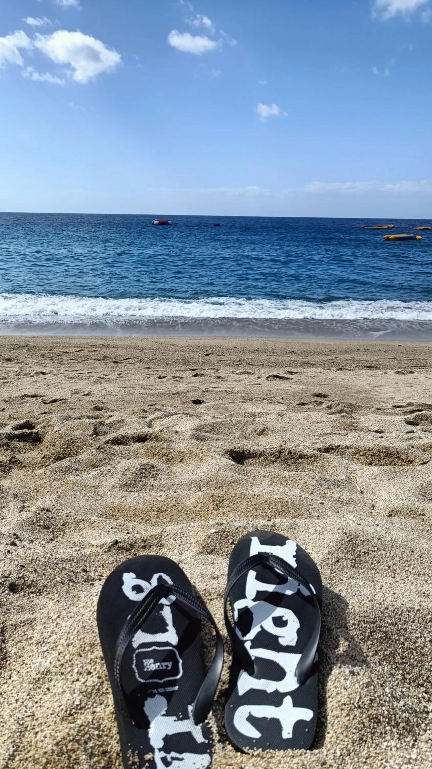 The Henry Resort Taramindu Laiya