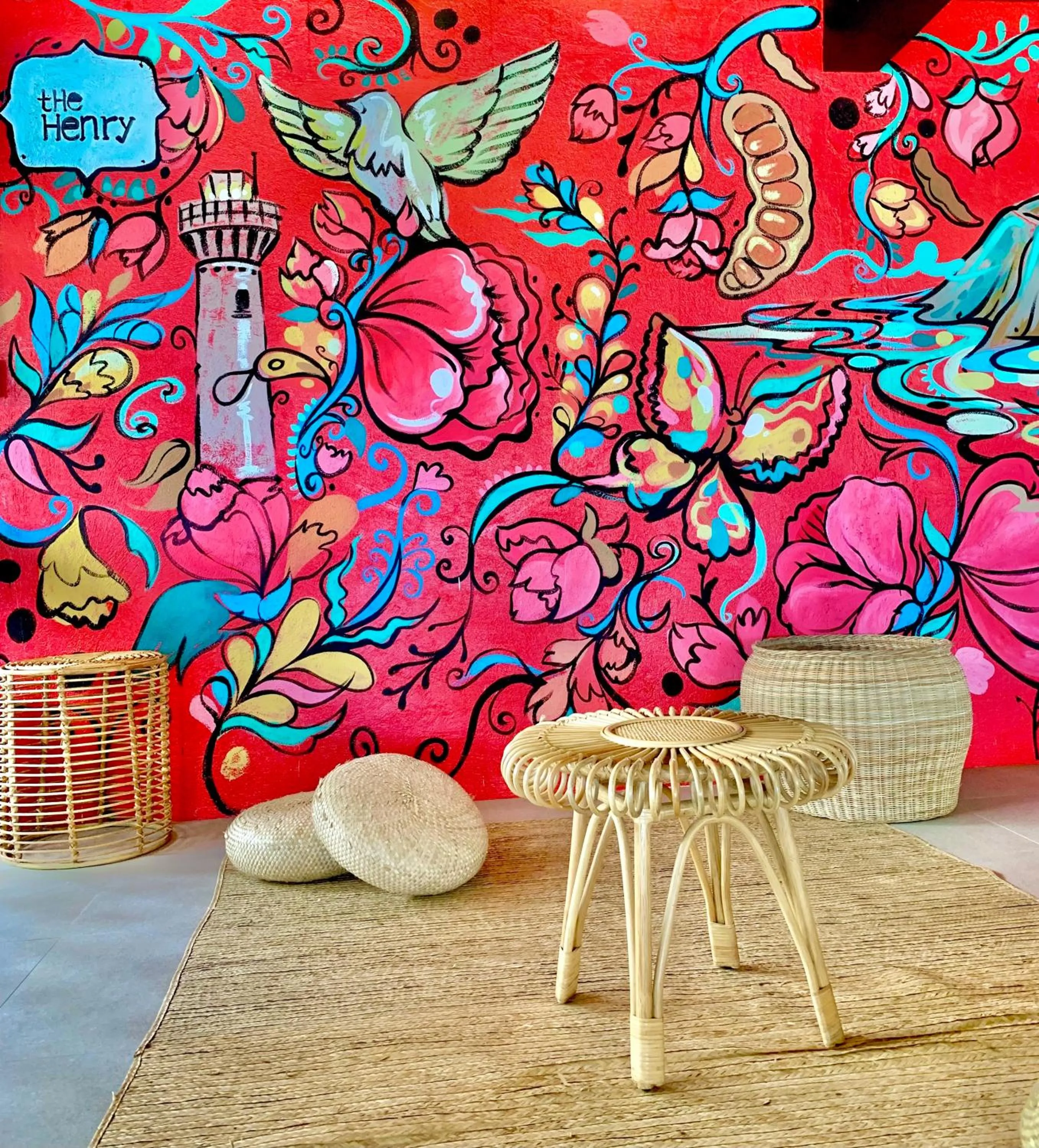 Lounge or bar in The Henry Resort Taramindu Laiya