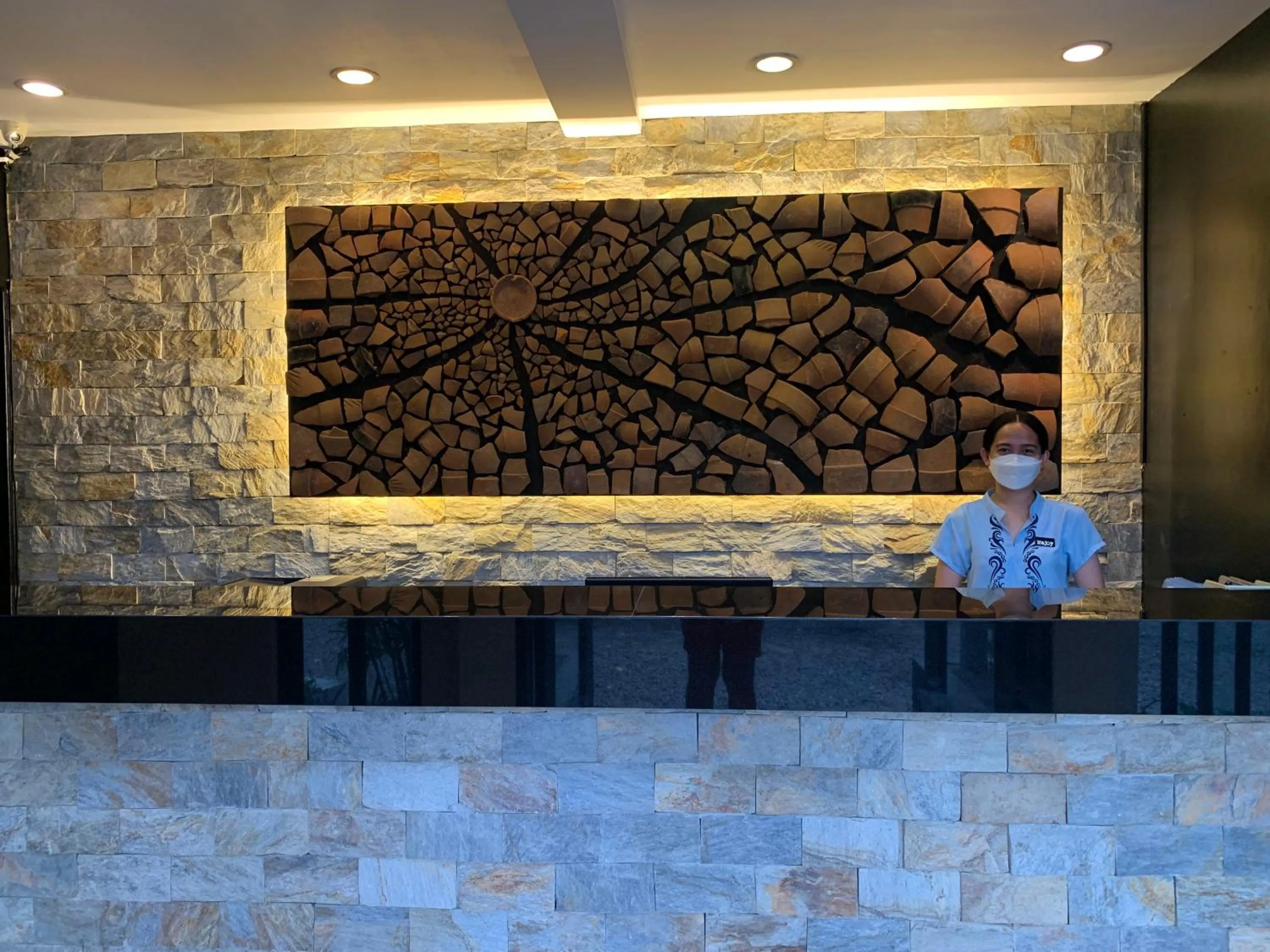 Lobby or reception in The Henry Resort Taramindu Laiya