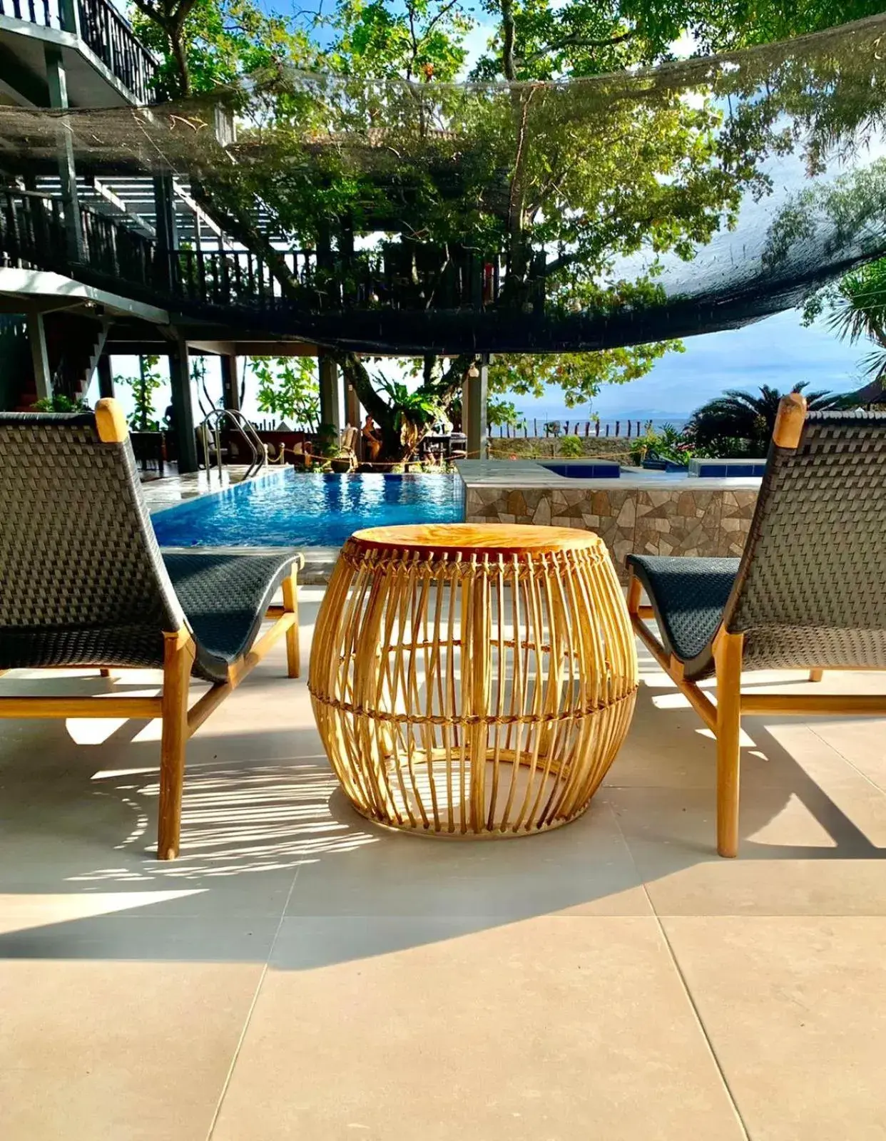 Swimming pool in The Henry Resort Taramindu Laiya Swimming pool in The Henry Resort Taramindu Laiya