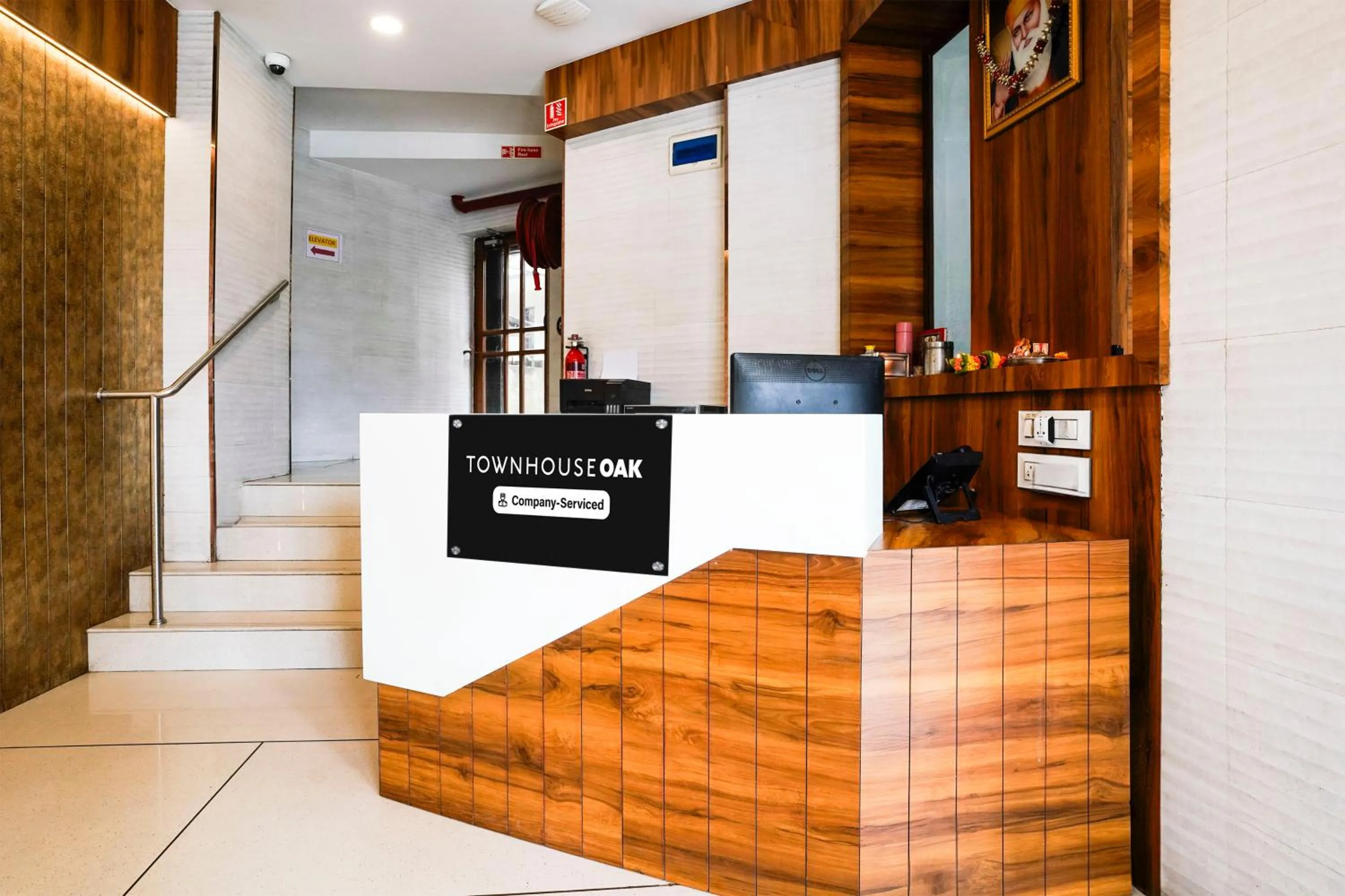 Lobby or reception in Super Townhouse Oak Vashi