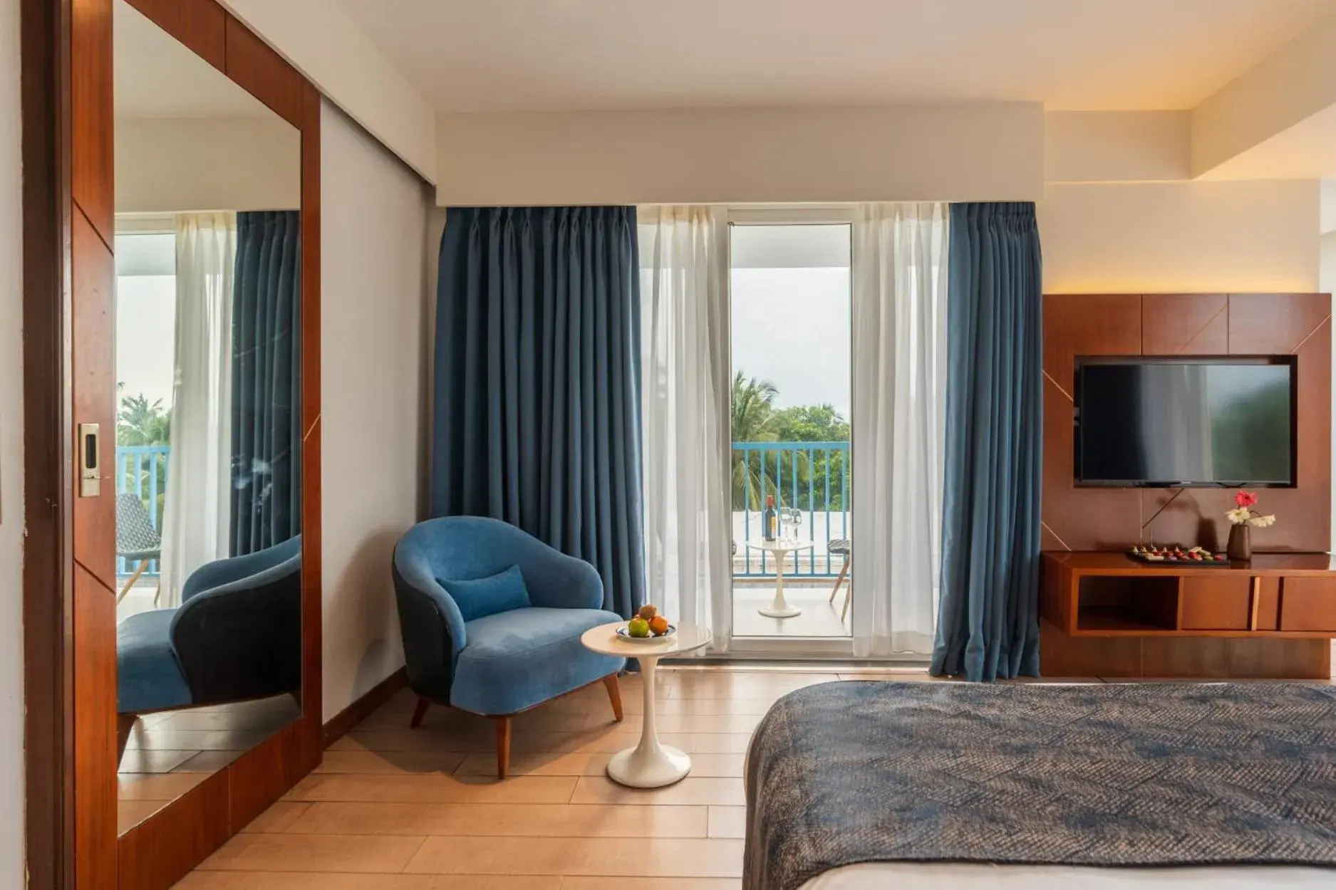 Bed in De Mandarin Hotel Goa Bed in De Mandarin Hotel Goa