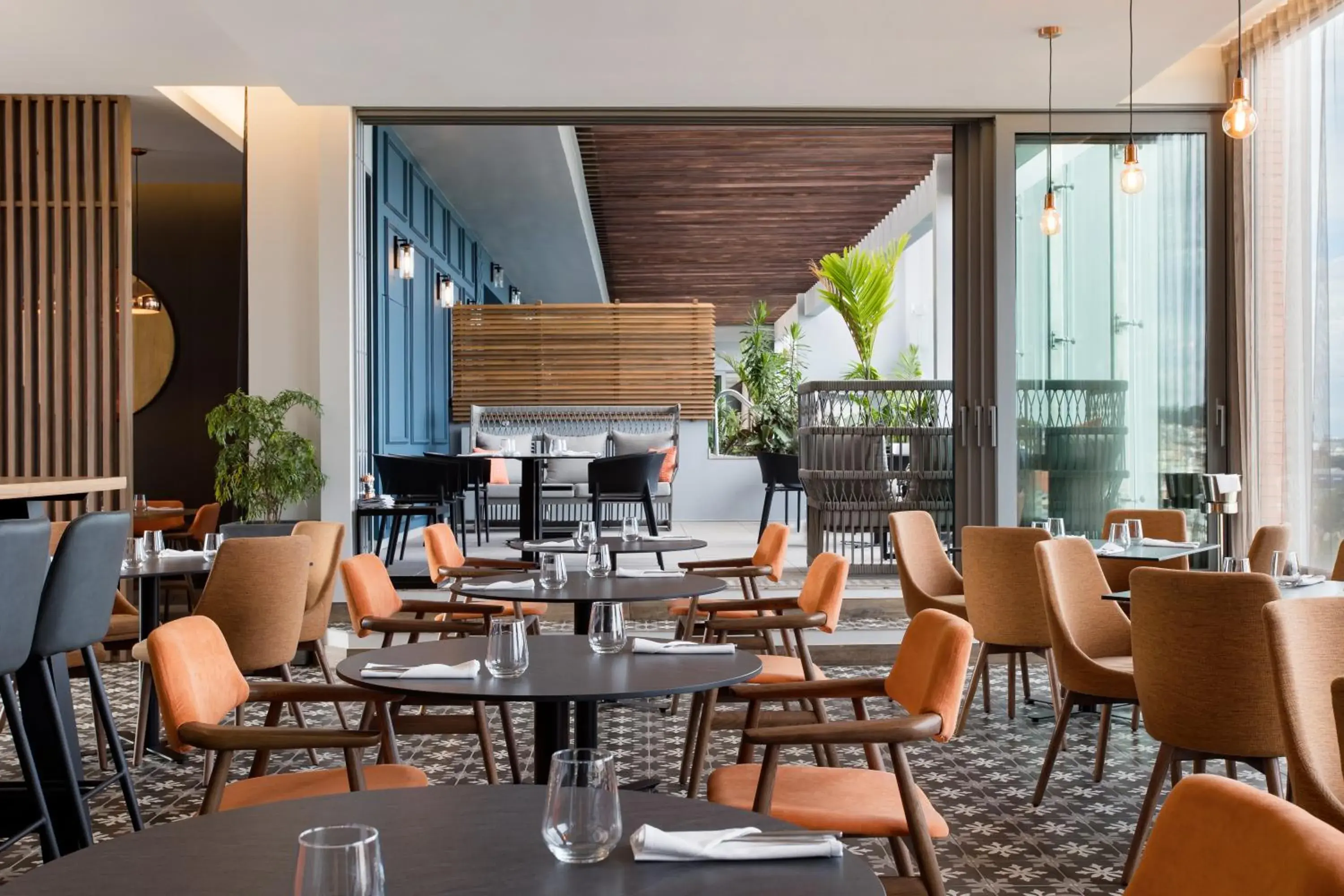 Restaurant/places to eat in Radisson Blu Hotel Antananarivo Waterfront Restaurant/places to eat in Radisson Blu Hotel Antananarivo Waterfront