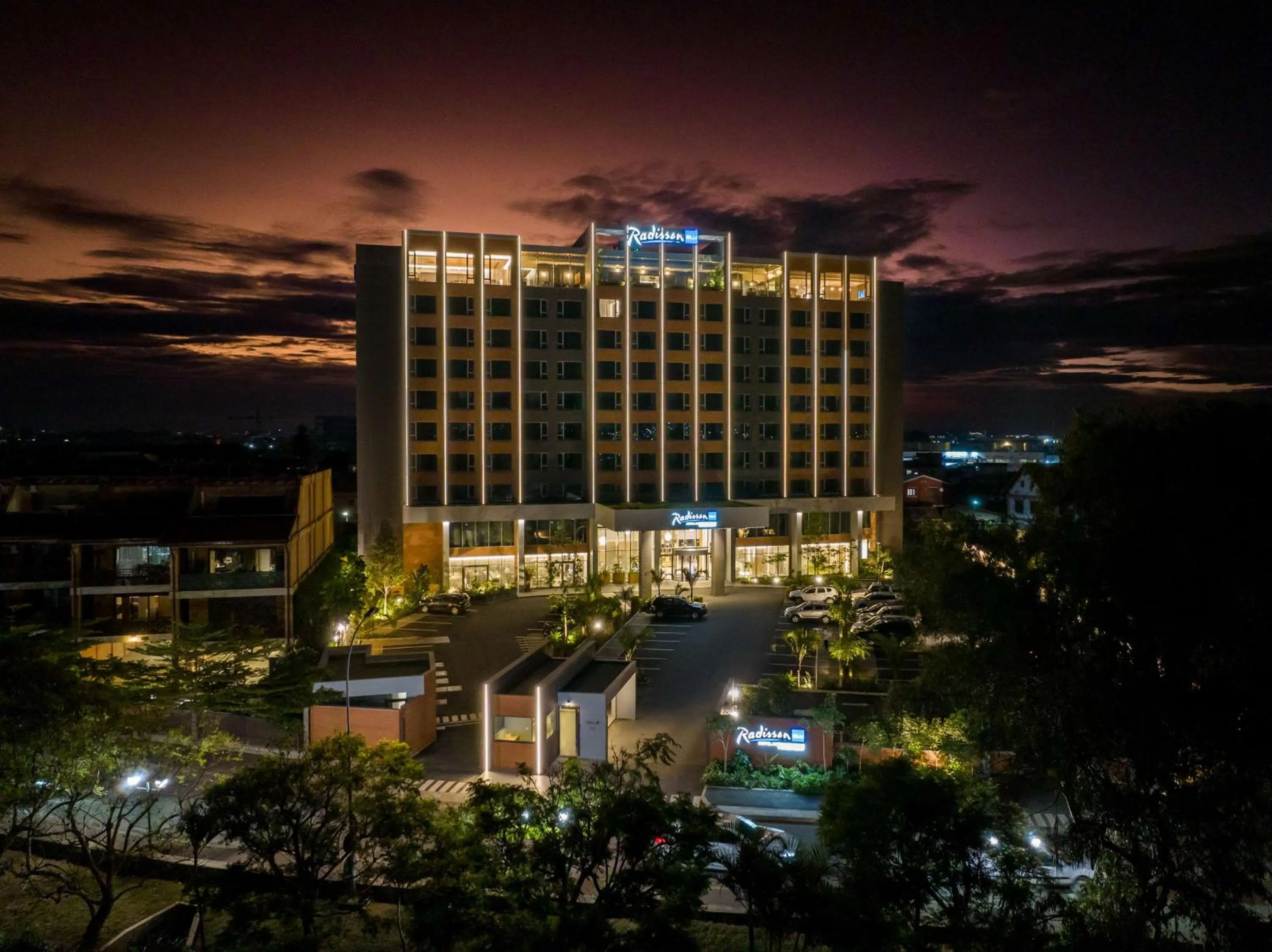 Property building in Radisson Blu Hotel Antananarivo Waterfront